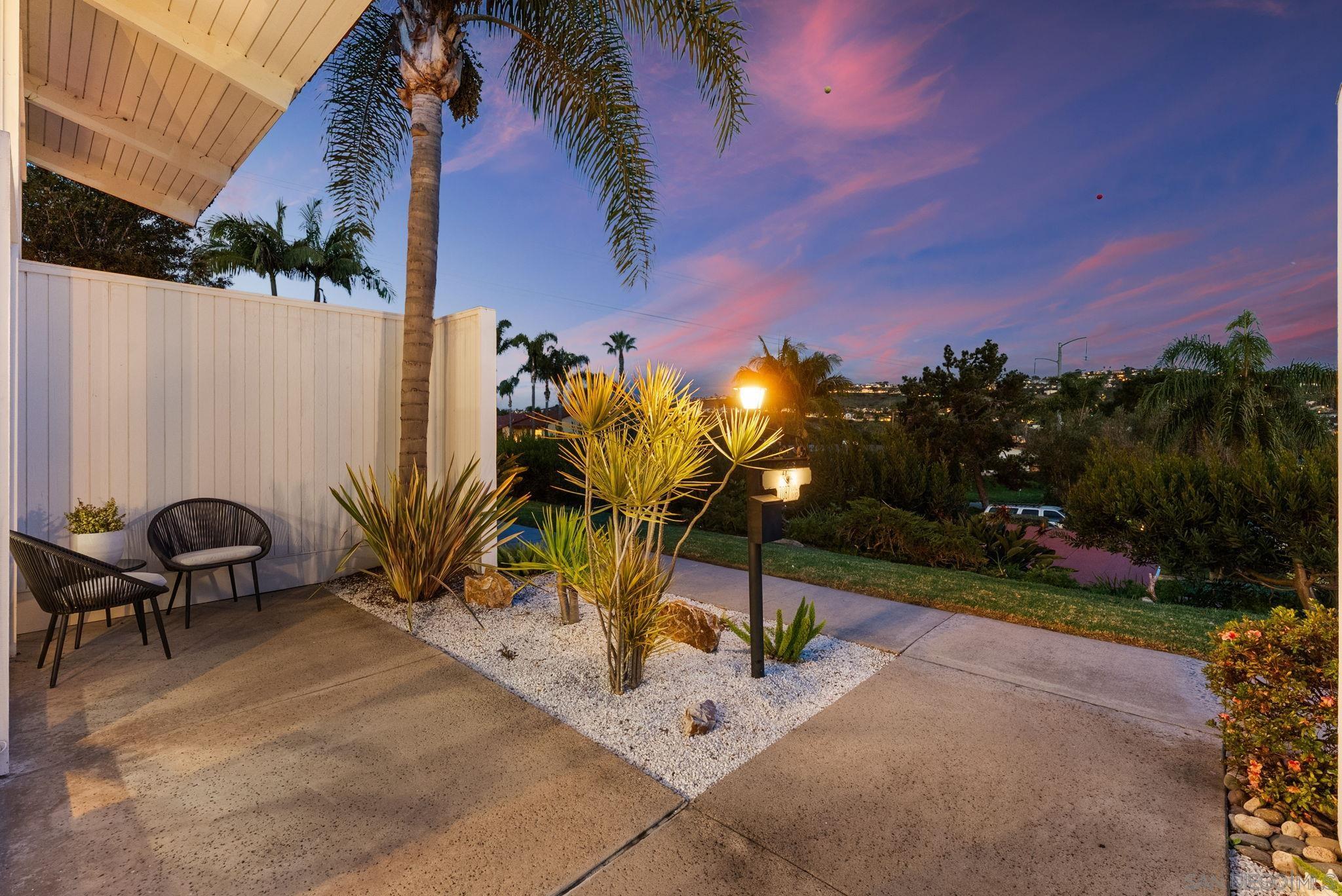 Detail Gallery Image 23 of 28 For 7087  Estrella De Mar  #D,  Carlsbad,  CA 92009 - 2 Beds | 2 Baths