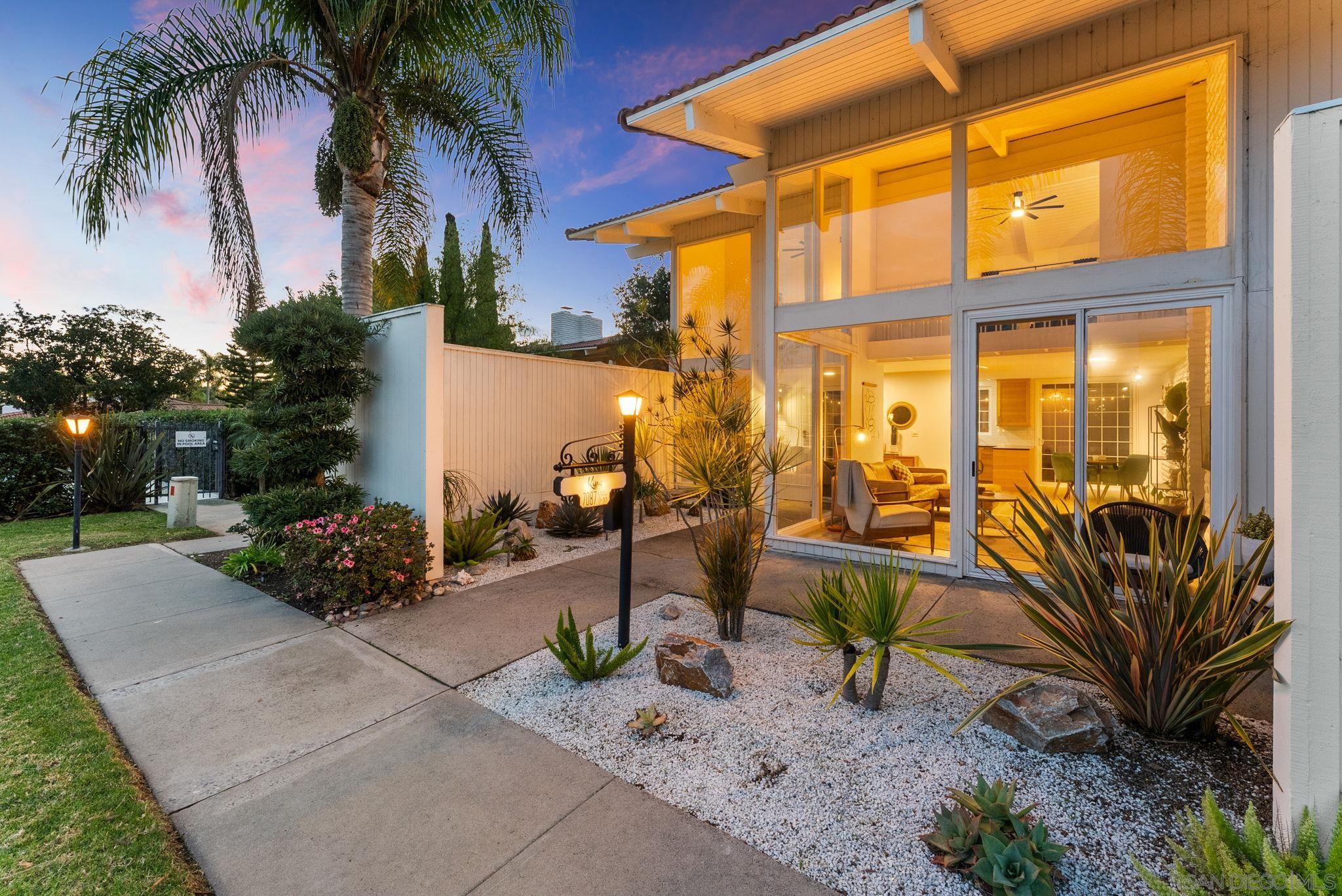 Detail Gallery Image 24 of 28 For 7087  Estrella De Mar  #D,  Carlsbad,  CA 92009 - 2 Beds | 2 Baths