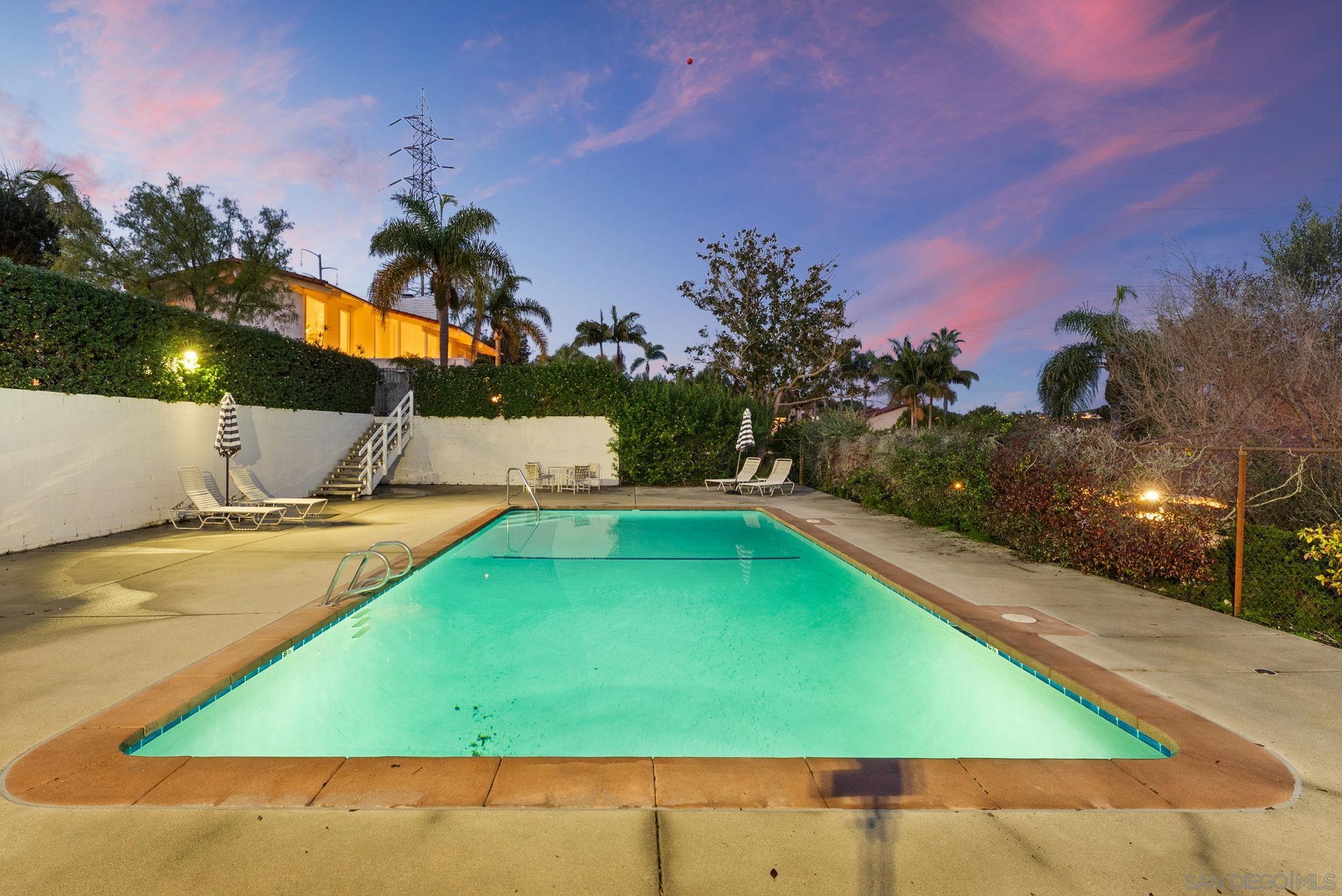 Detail Gallery Image 26 of 28 For 7087  Estrella De Mar  #D,  Carlsbad,  CA 92009 - 2 Beds | 2 Baths