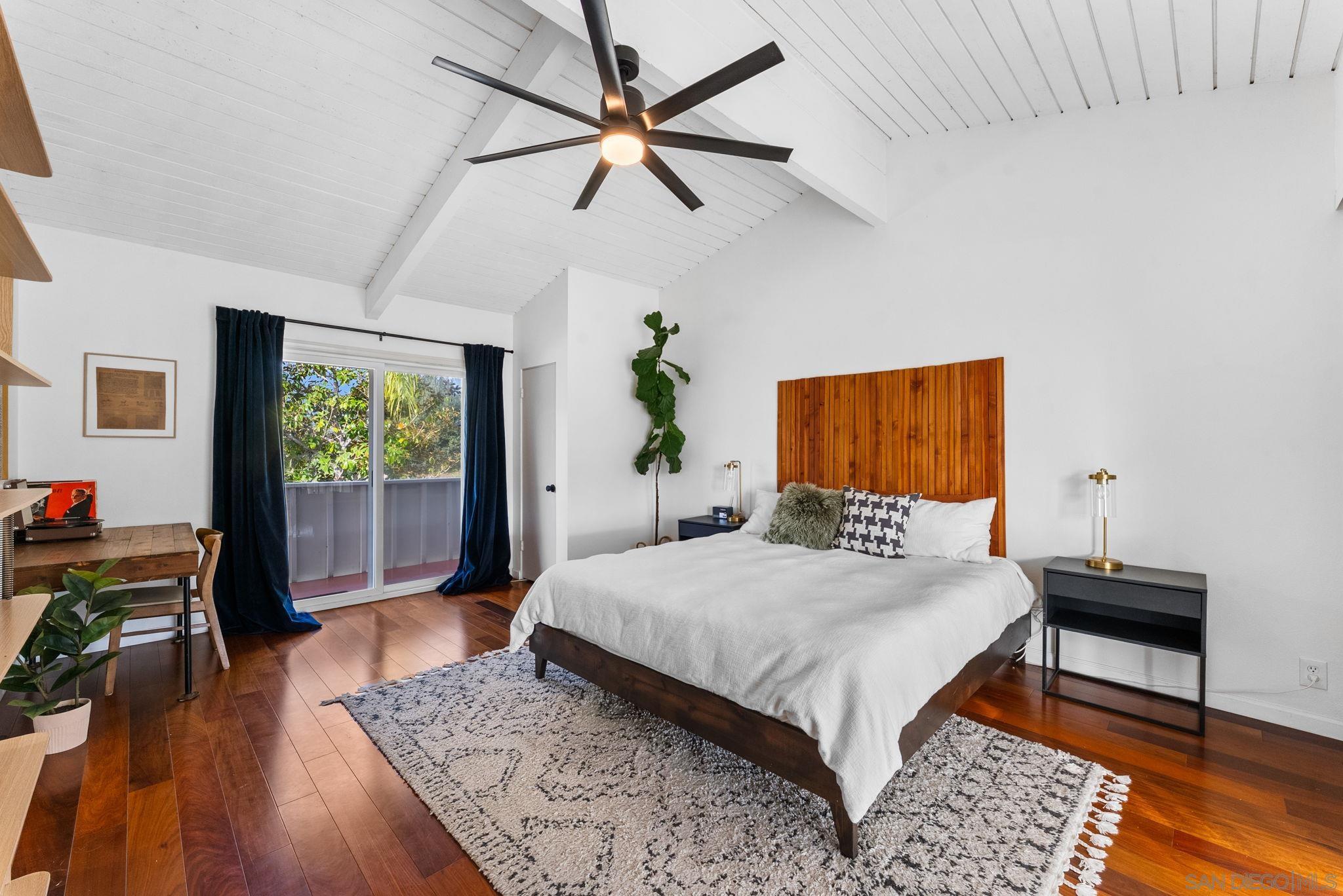 Detail Gallery Image 9 of 28 For 7087  Estrella De Mar  #D,  Carlsbad,  CA 92009 - 2 Beds | 2 Baths