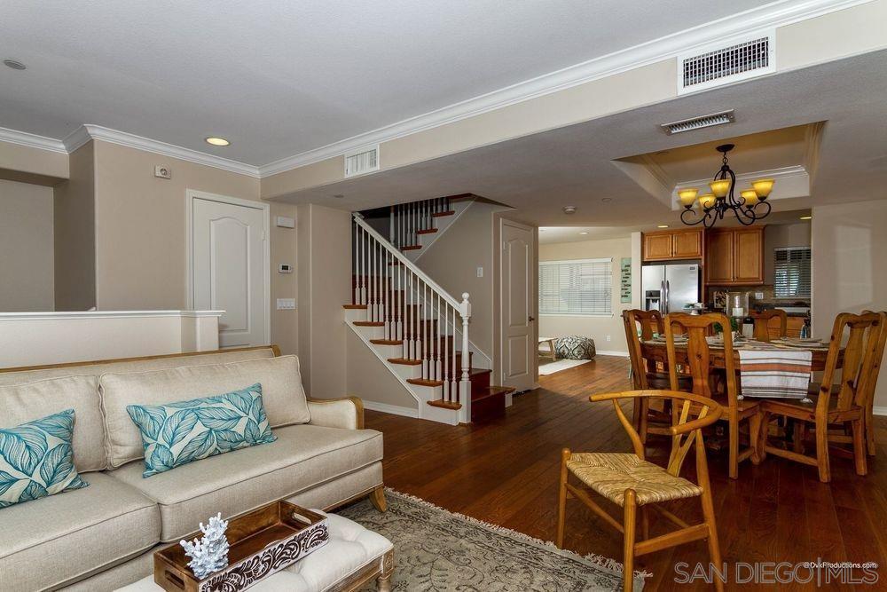 Detail Gallery Image 3 of 18 For 4037  Aidan Circle, Carlsbad,  CA 92008 - 4 Beds | 2/1 Baths