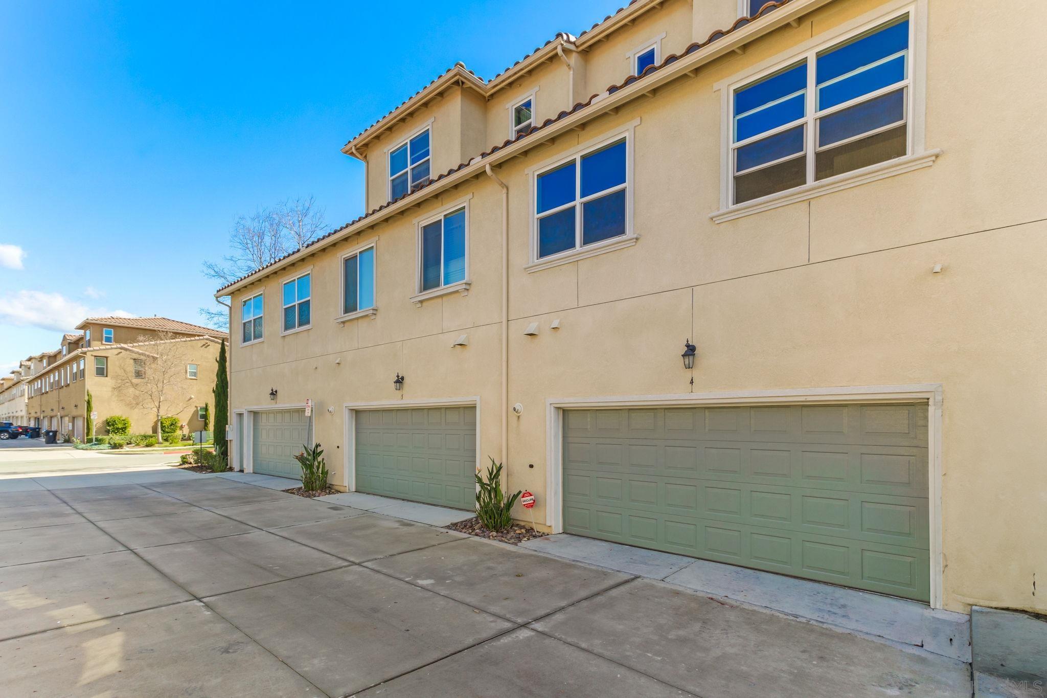 Detail Gallery Image 15 of 15 For 1520  Santa Carolina  4, Chula Vista,  CA 91913 - 4 Beds | 3/1 Baths