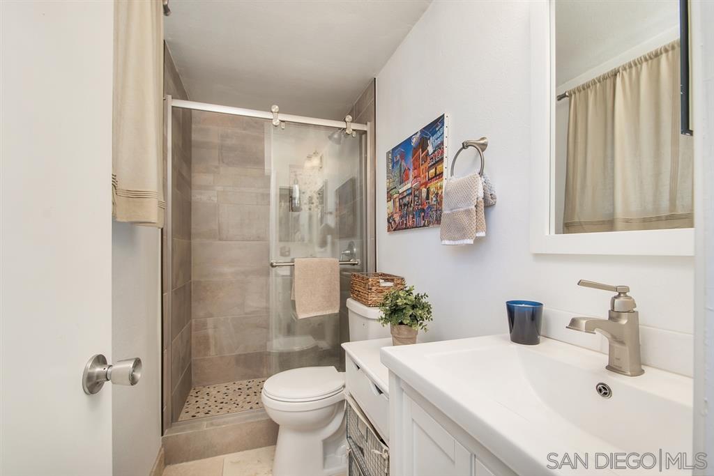 Detail Gallery Image 14 of 24 For 9141  Ronda Avenue, San Diego,  CA 92123 - 3 Beds | 3 Baths