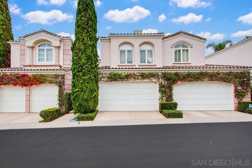 Detail Gallery Image 2 of 42 For 5226  Renaissance Ave, San Diego,  CA 92122 - 4 Beds | 2/1 Baths