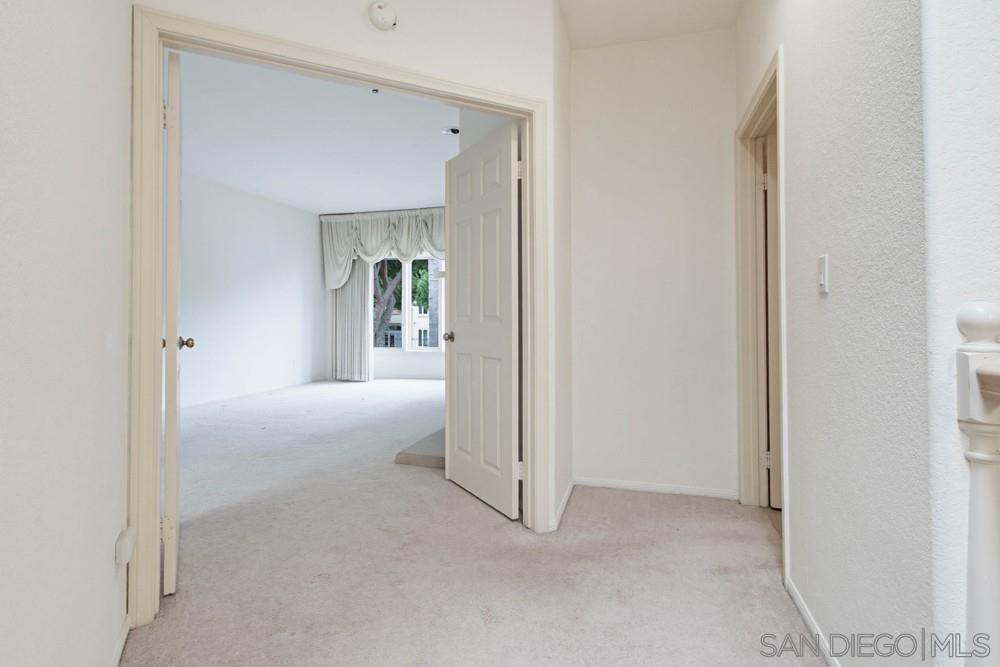 Detail Gallery Image 17 of 42 For 5226  Renaissance Ave, San Diego,  CA 92122 - 4 Beds | 2/1 Baths
