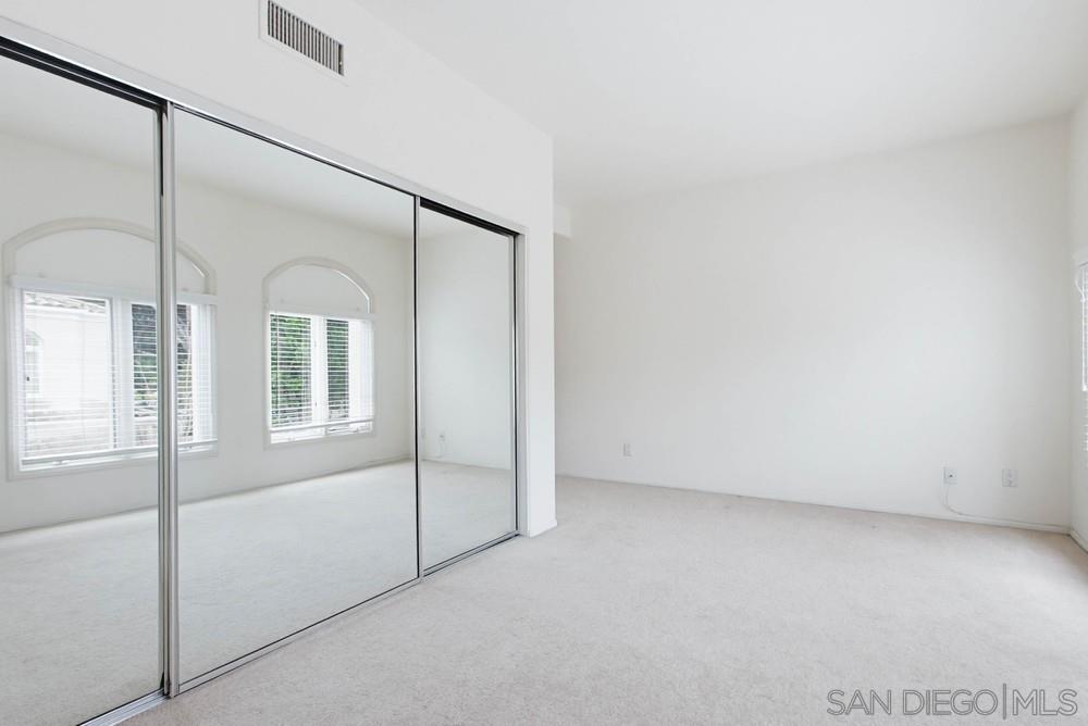 Detail Gallery Image 37 of 42 For 5226  Renaissance Ave, San Diego,  CA 92122 - 4 Beds | 2/1 Baths