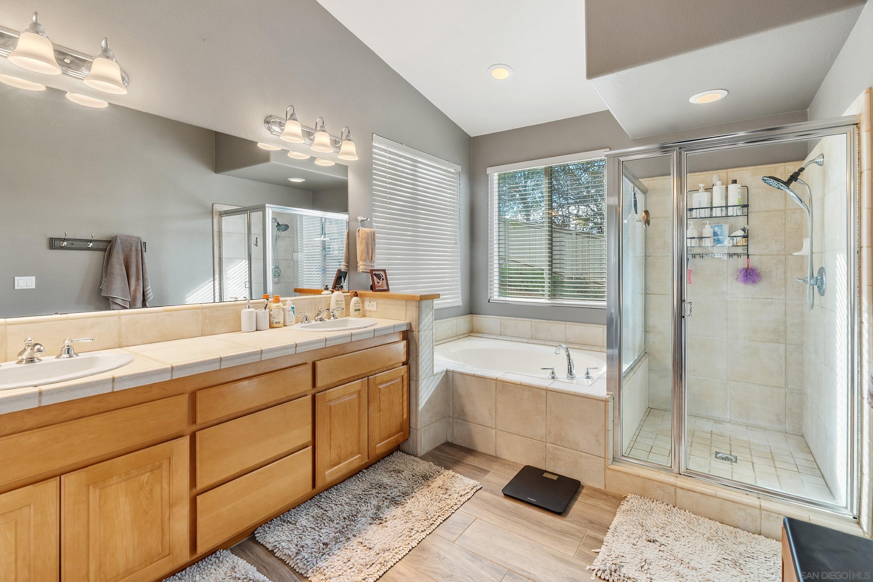 Detail Gallery Image 21 of 52 For 28250  Deep Canyon Dr, Escondido,  CA 92026 - 3 Beds | 2/1 Baths