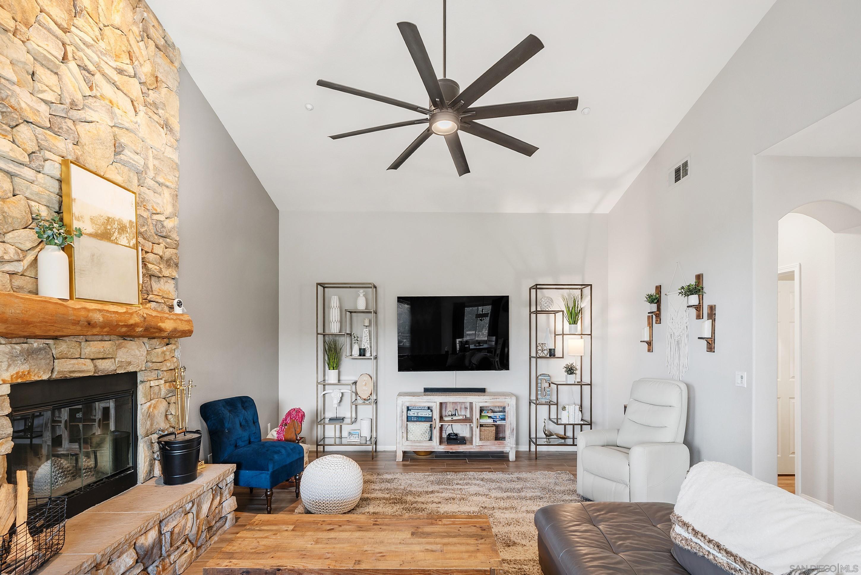 Detail Gallery Image 32 of 52 For 28250  Deep Canyon Dr, Escondido,  CA 92026 - 3 Beds | 2/1 Baths