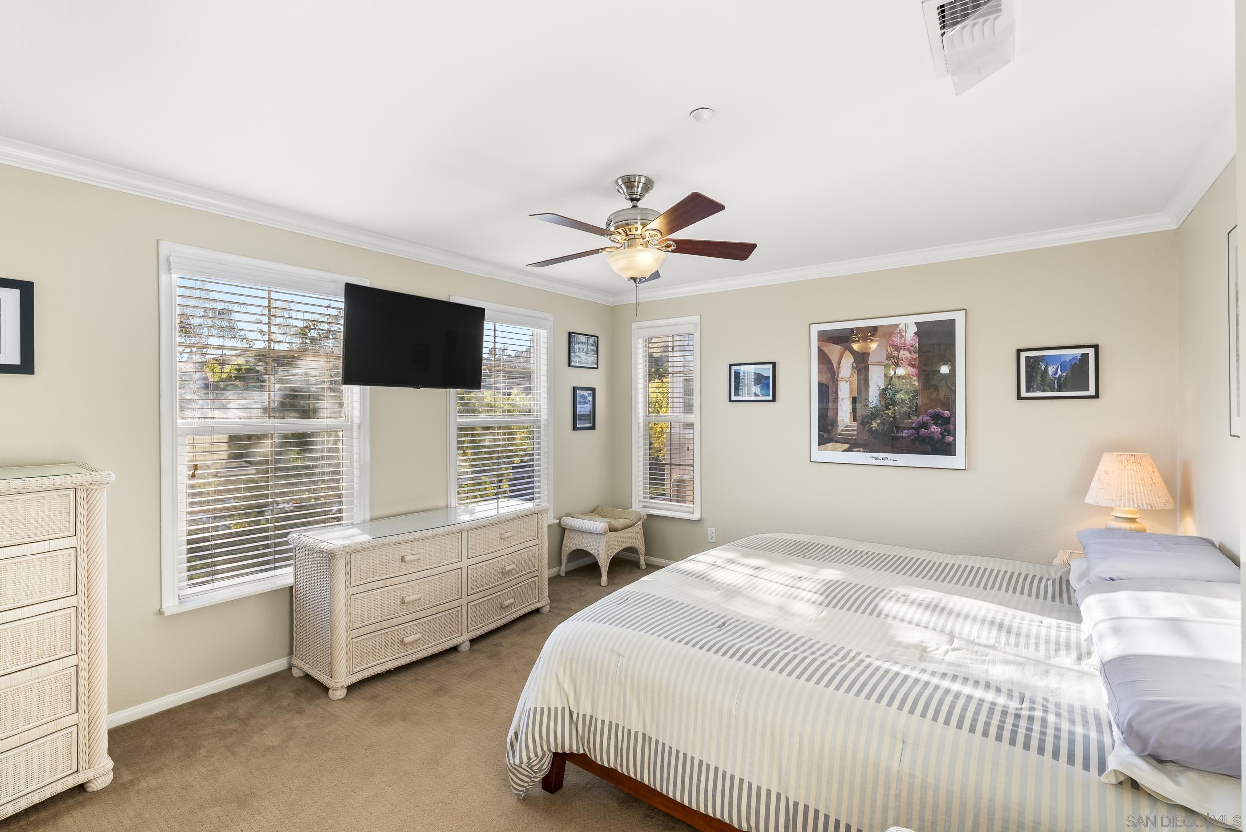 Detail Gallery Image 14 of 25 For 2688  Bellezza Drive, San Diego,  CA 92108 - 2 Beds | 2/1 Baths