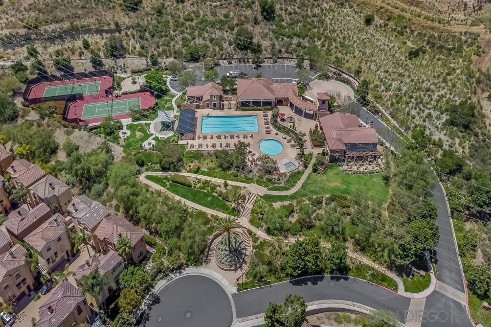 Detail Gallery Image 25 of 25 For 2688  Bellezza Drive, San Diego,  CA 92108 - 2 Beds | 2/1 Baths