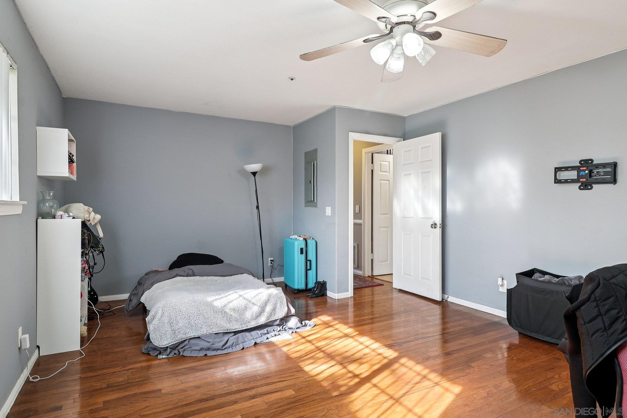 Detail Gallery Image 20 of 30 For 584 E Bobier, Vista,  CA 92084 - 4 Beds | 2/1 Baths