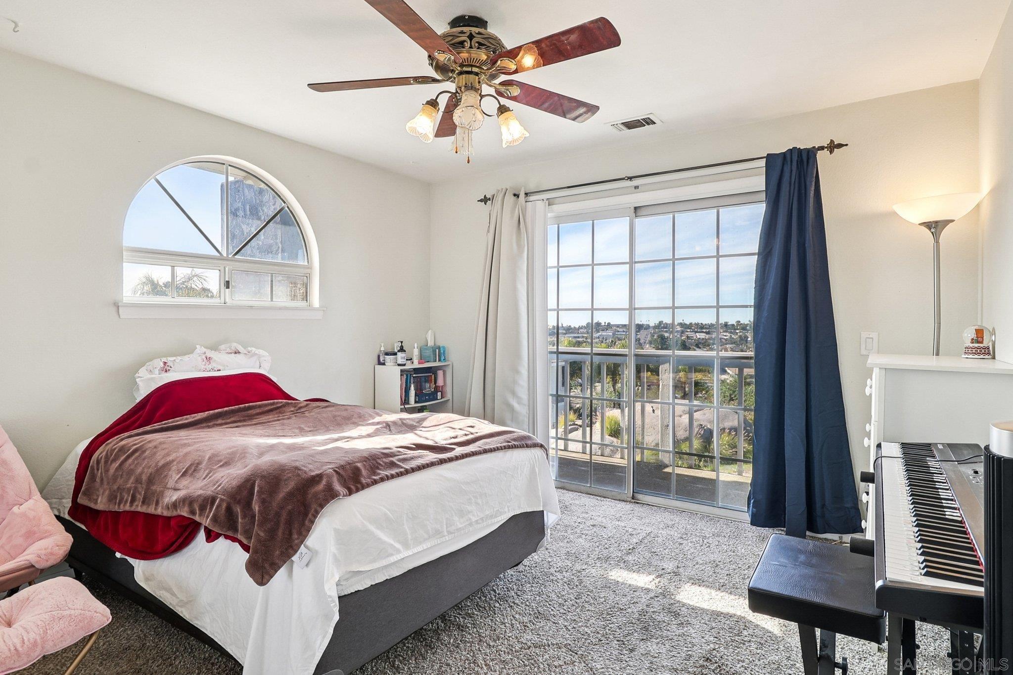 Detail Gallery Image 27 of 30 For 584 E Bobier, Vista,  CA 92084 - 4 Beds | 2/1 Baths