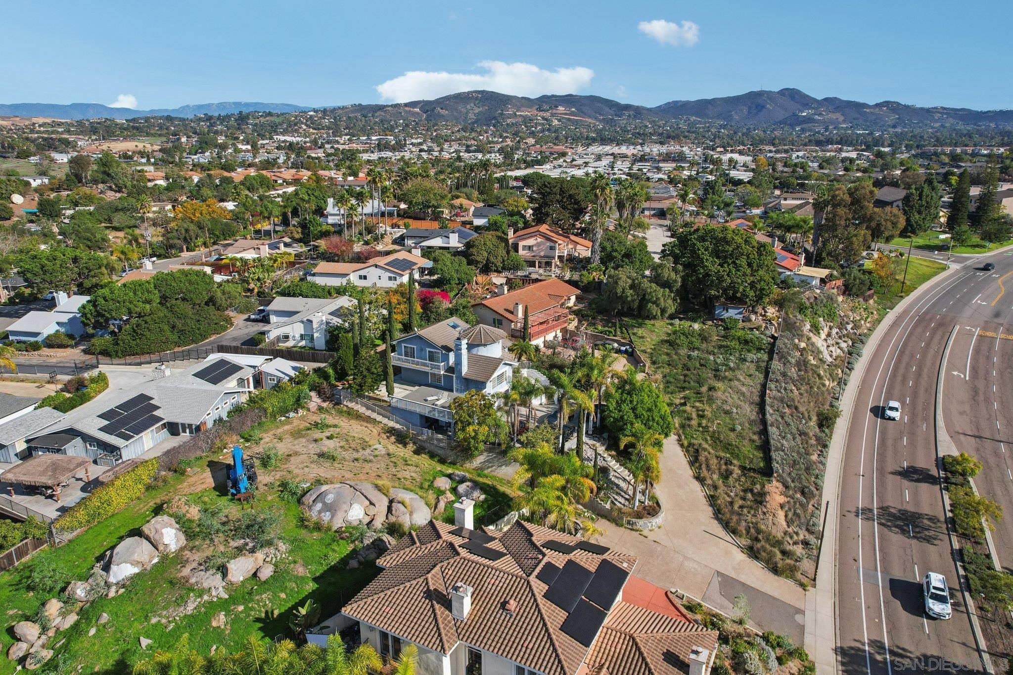 Detail Gallery Image 29 of 30 For 584 E Bobier, Vista,  CA 92084 - 4 Beds | 2/1 Baths