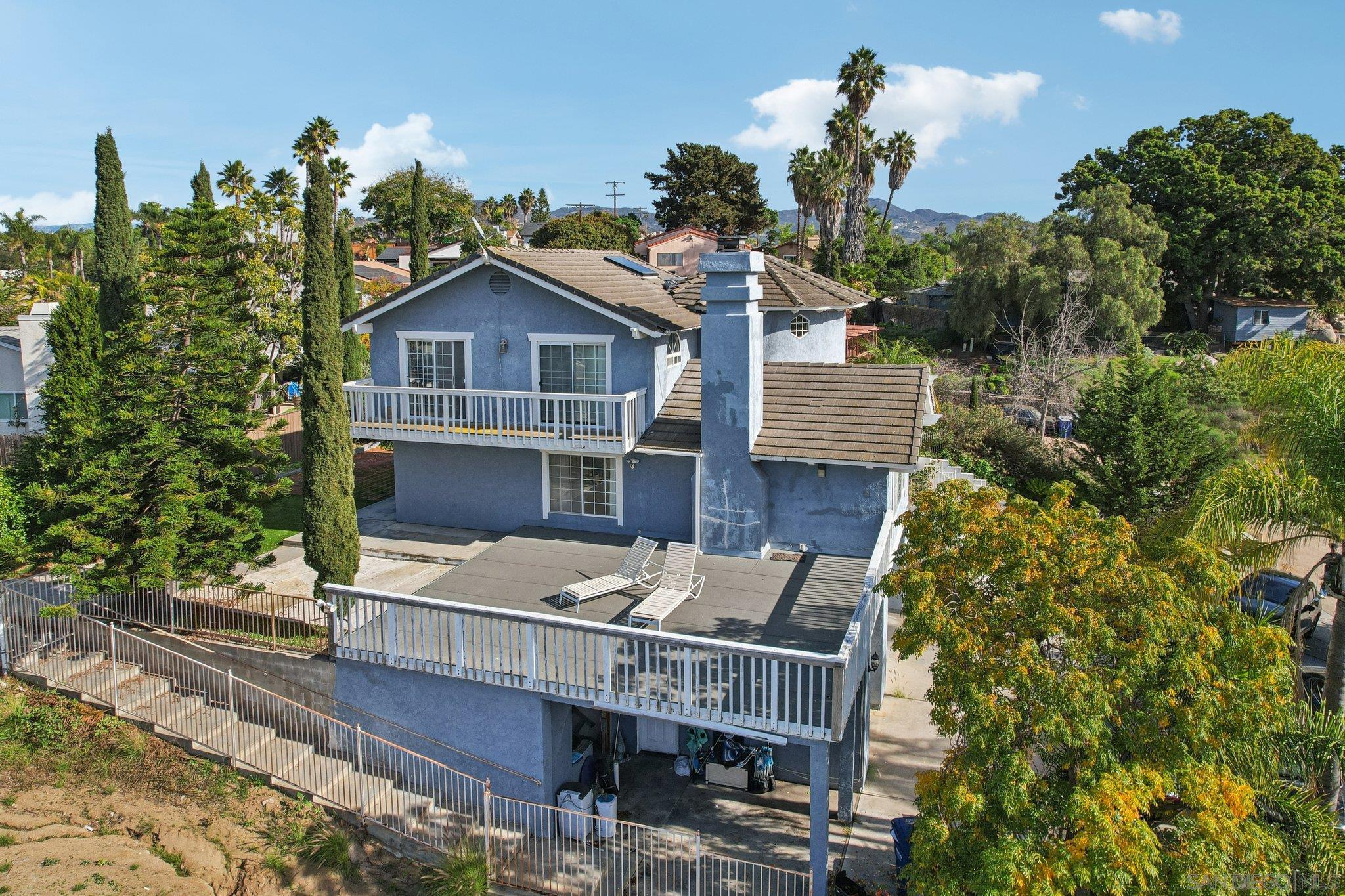Detail Gallery Image 5 of 30 For 584 E Bobier, Vista,  CA 92084 - 4 Beds | 2/1 Baths
