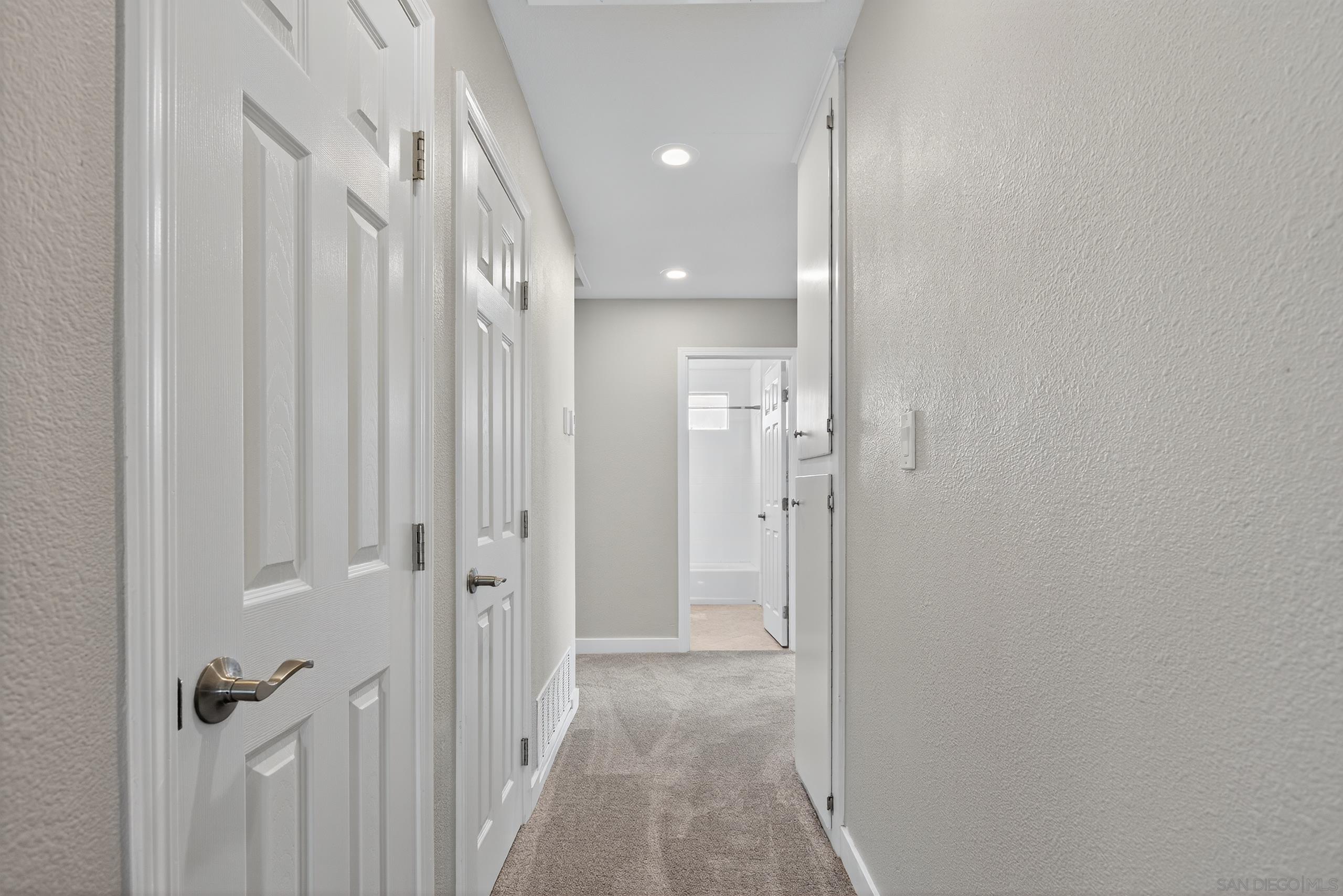 Detail Gallery Image 11 of 33 For 3907  Genine Dr., Oceanside,  CA 92056 - 4 Beds | 2 Baths