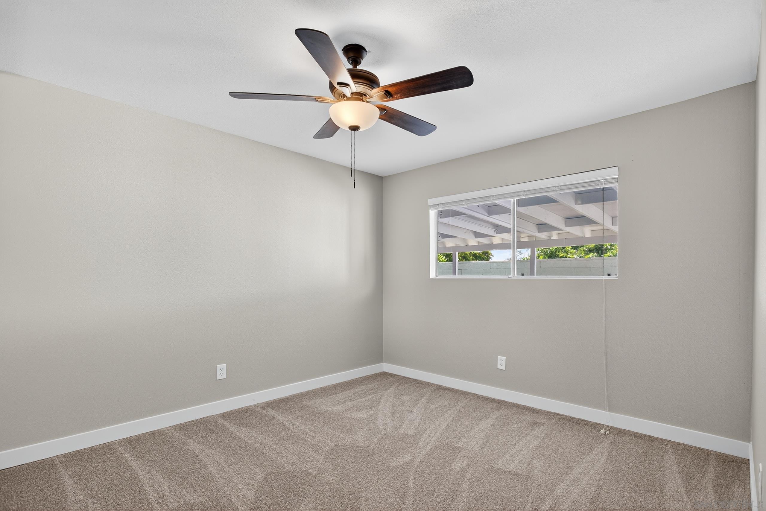 Detail Gallery Image 21 of 33 For 3907  Genine Dr., Oceanside,  CA 92056 - 4 Beds | 2 Baths