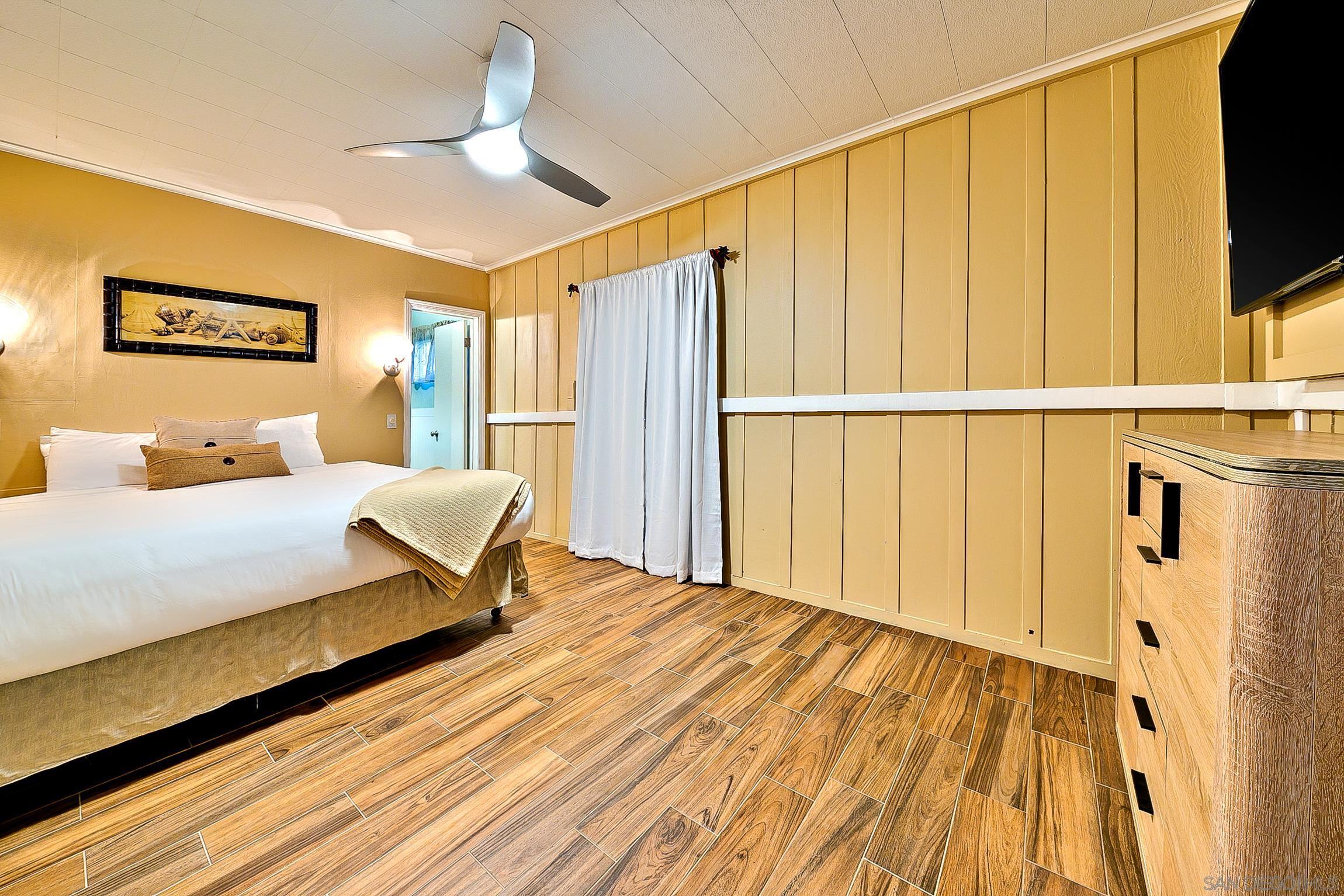 Detail Gallery Image 13 of 34 For 370-72  Nautilus St, La Jolla,  CA 92037 - 3 Beds | 3 Baths