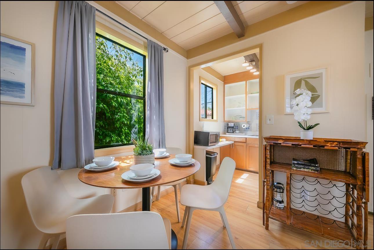 Detail Gallery Image 26 of 34 For 370-72  Nautilus St, La Jolla,  CA 92037 - 3 Beds | 3 Baths