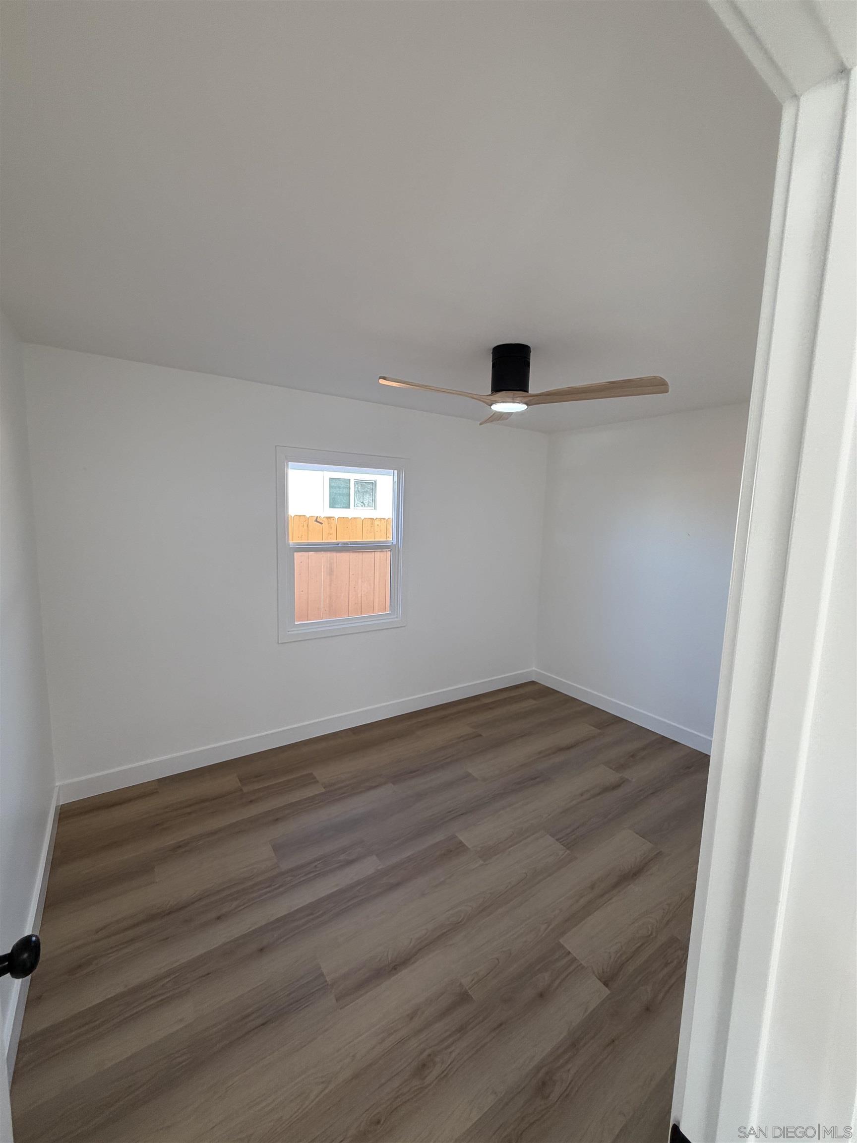 Detail Gallery Image 10 of 20 For 698  J St, Chula Vista,  CA 91910 - 2 Beds | 1 Baths