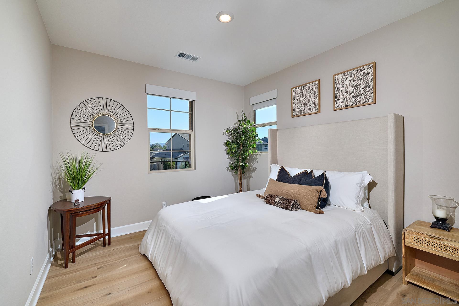 Detail Gallery Image 13 of 34 For 891  Cayley Ave, San Marcos,  CA 92069 - 4 Beds | 3/1 Baths