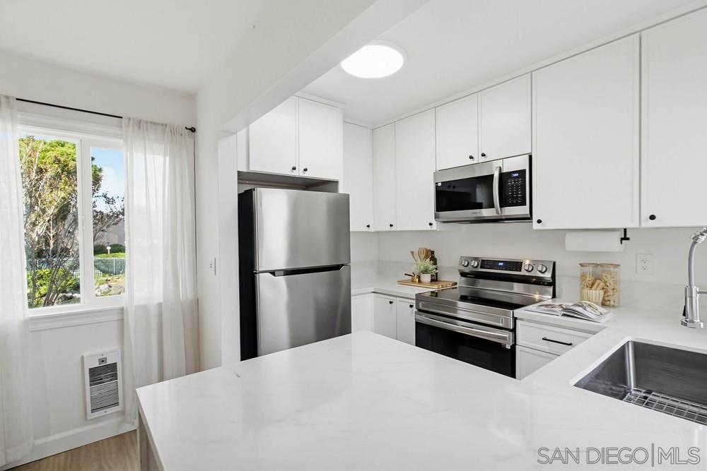 Detail Gallery Image 14 of 48 For 3242  Ashford St  #K,  San Diego,  CA 92111 - 2 Beds | 1 Baths