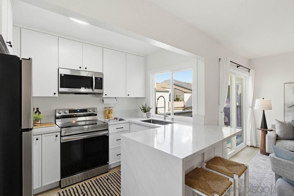 Detail Gallery Image 15 of 48 For 3242  Ashford St  #K,  San Diego,  CA 92111 - 2 Beds | 1 Baths