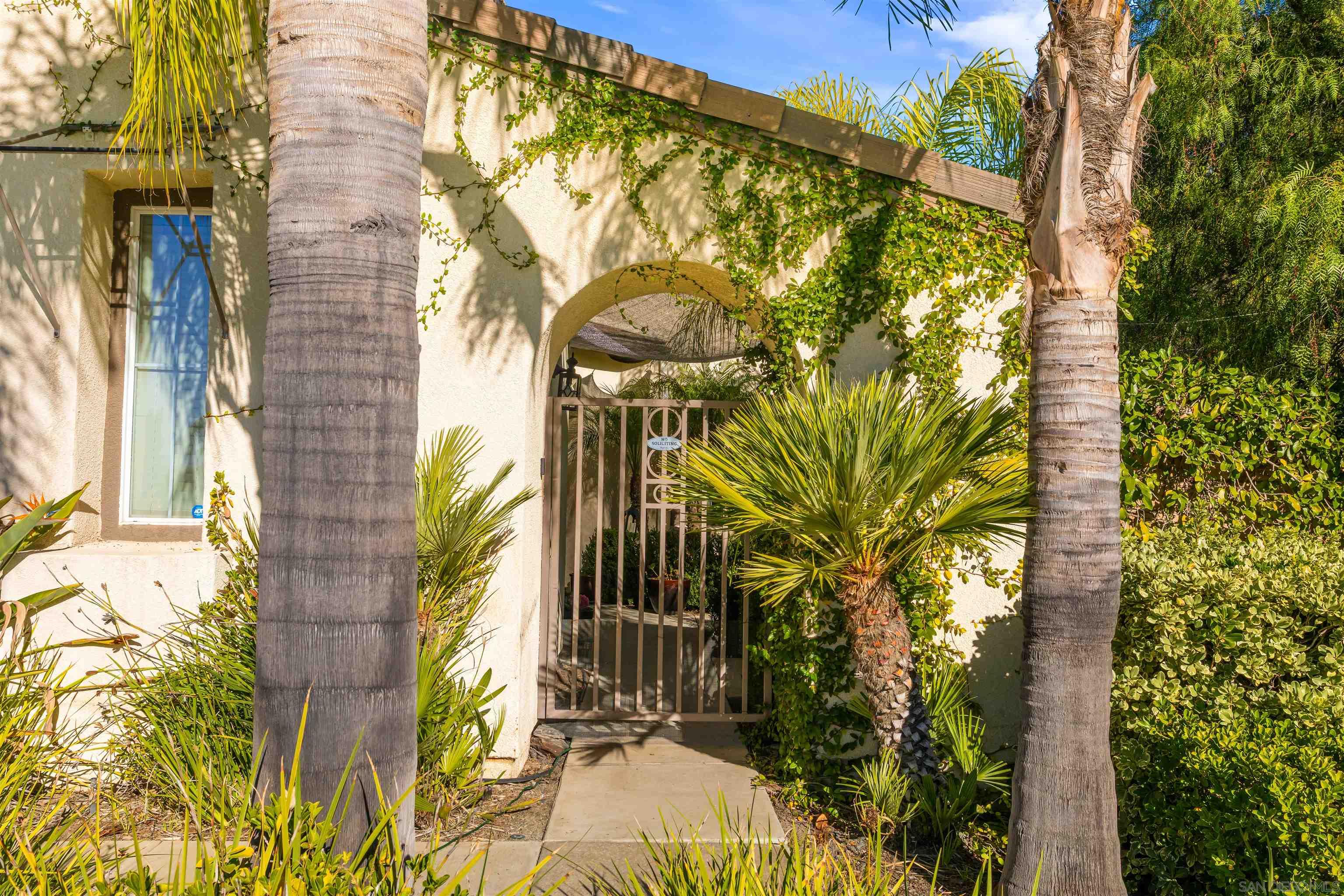 Detail Gallery Image 3 of 62 For 32724  Salvia Cir Winchester, Winchester,  CA 92596 - 5 Beds | 4/1 Baths