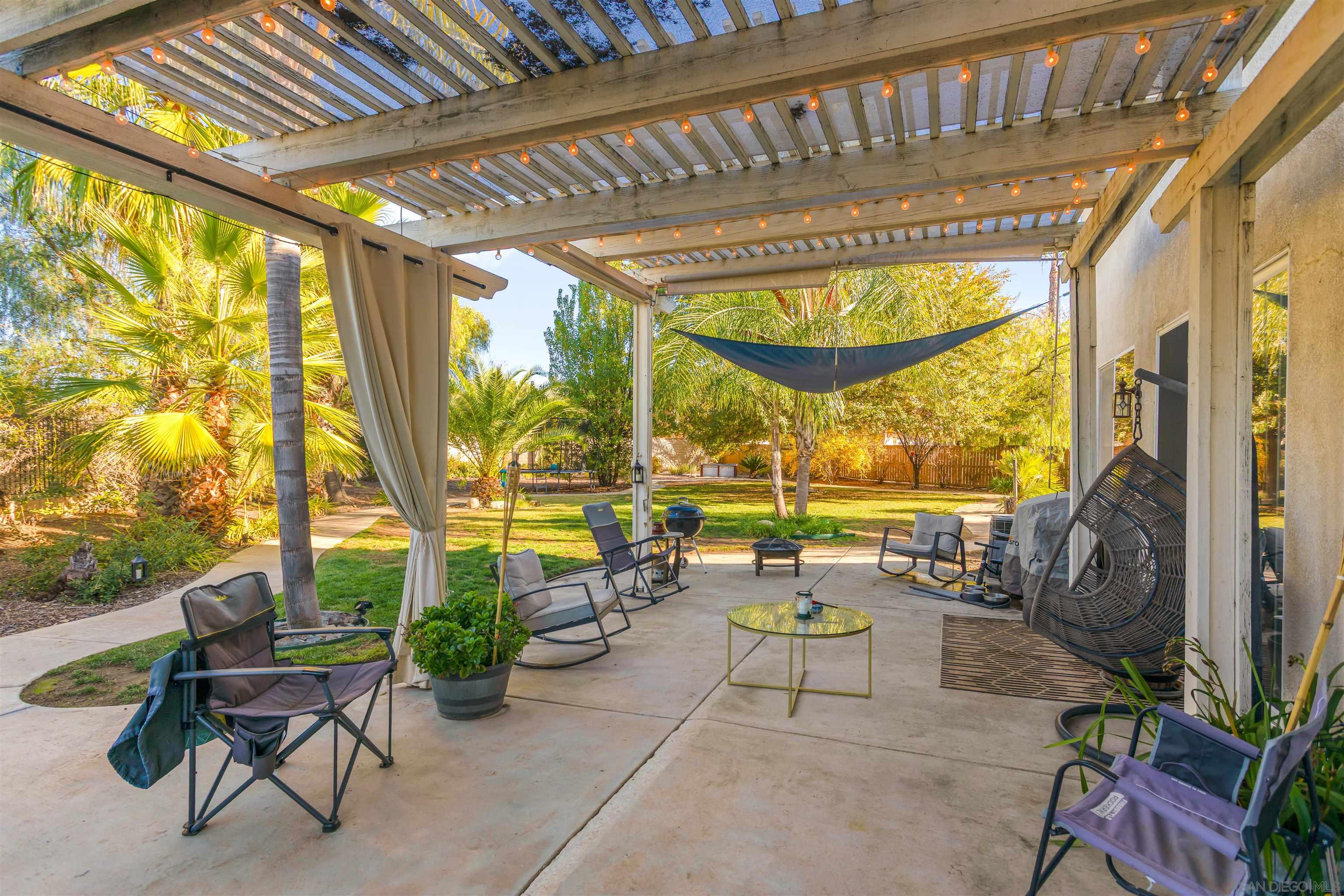 Detail Gallery Image 22 of 62 For 32724  Salvia Cir Winchester, Winchester,  CA 92596 - 5 Beds | 4/1 Baths