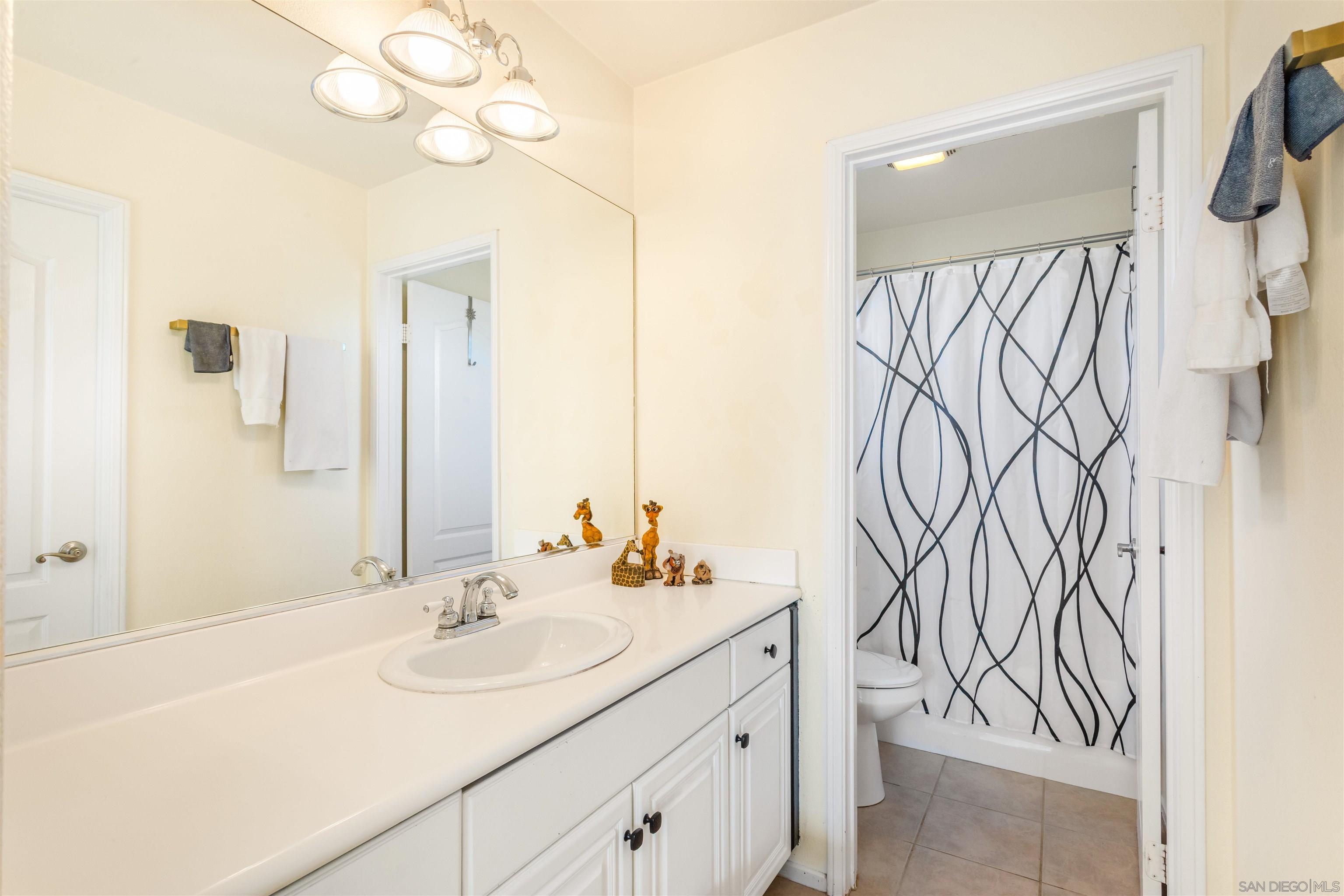 Detail Gallery Image 34 of 62 For 32724  Salvia Cir Winchester, Winchester,  CA 92596 - 5 Beds | 4/1 Baths