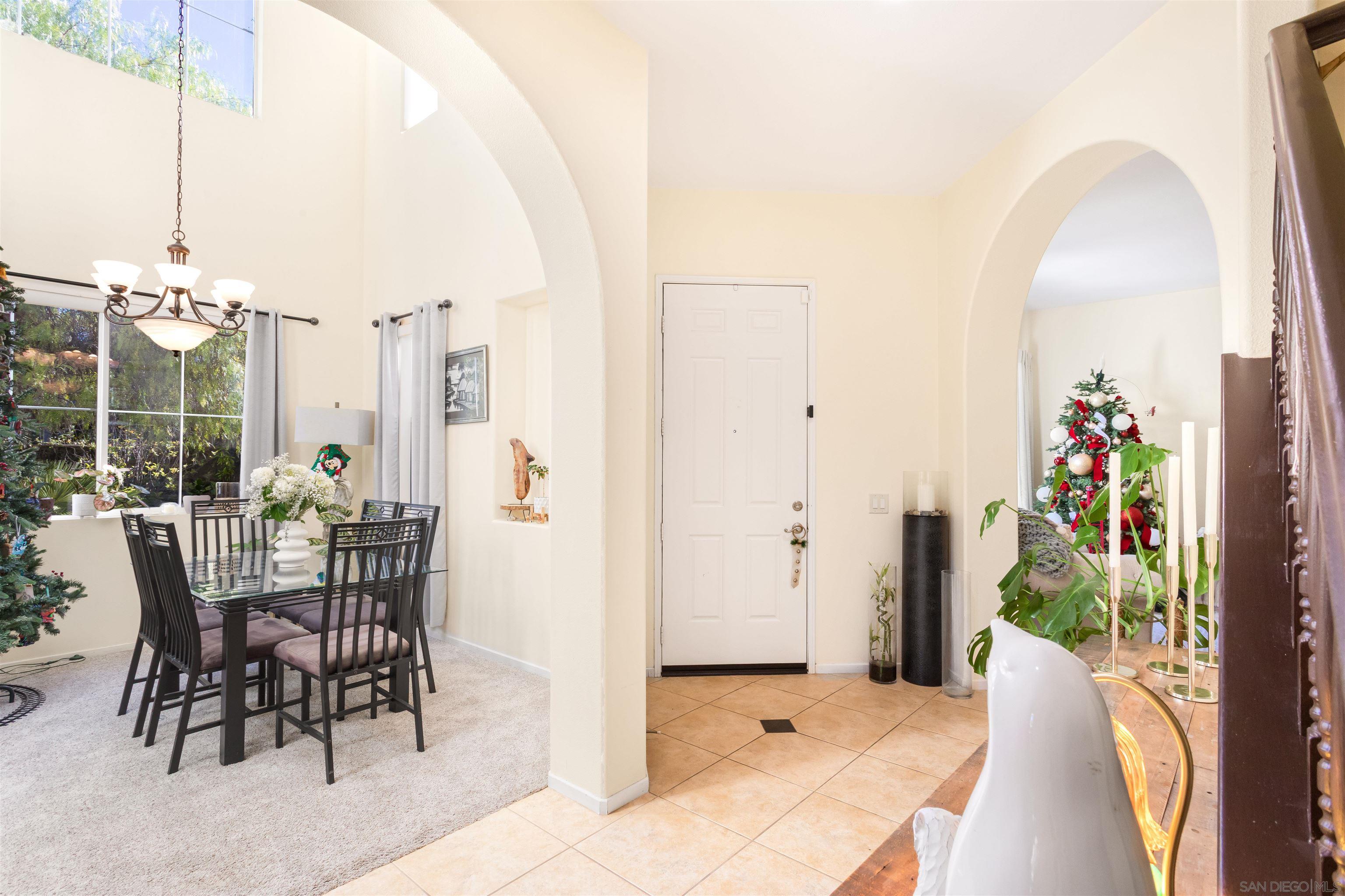 Detail Gallery Image 9 of 62 For 32724  Salvia Cir Winchester, Winchester,  CA 92596 - 5 Beds | 4/1 Baths