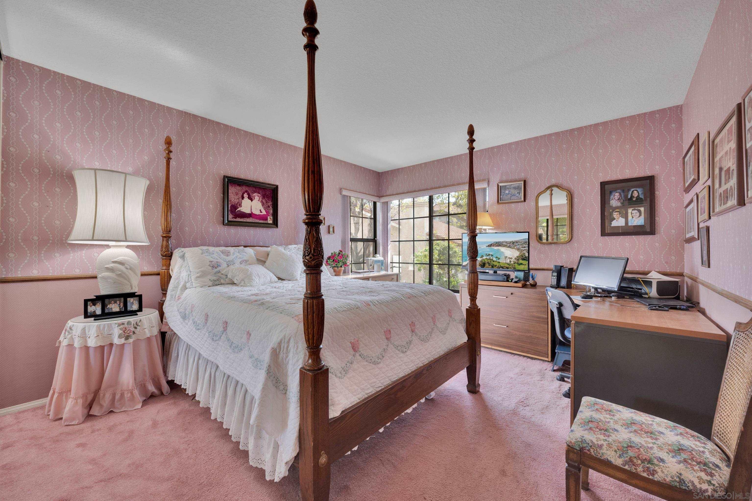 Detail Gallery Image 21 of 33 For 15753  via Calanova, San Diego,  CA 92128 - 2 Beds | 2 Baths