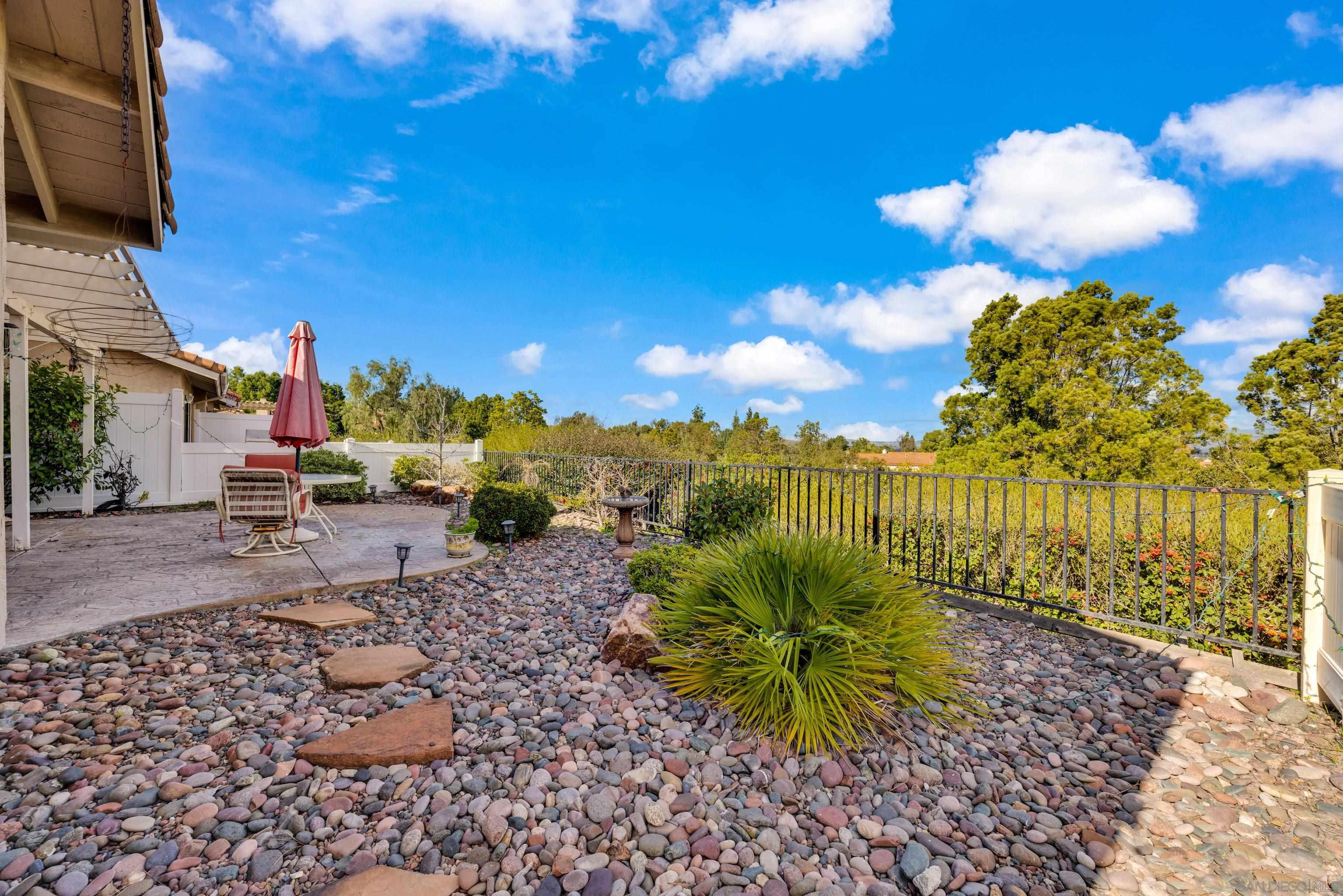 Detail Gallery Image 29 of 33 For 15753  via Calanova, San Diego,  CA 92128 - 2 Beds | 2 Baths