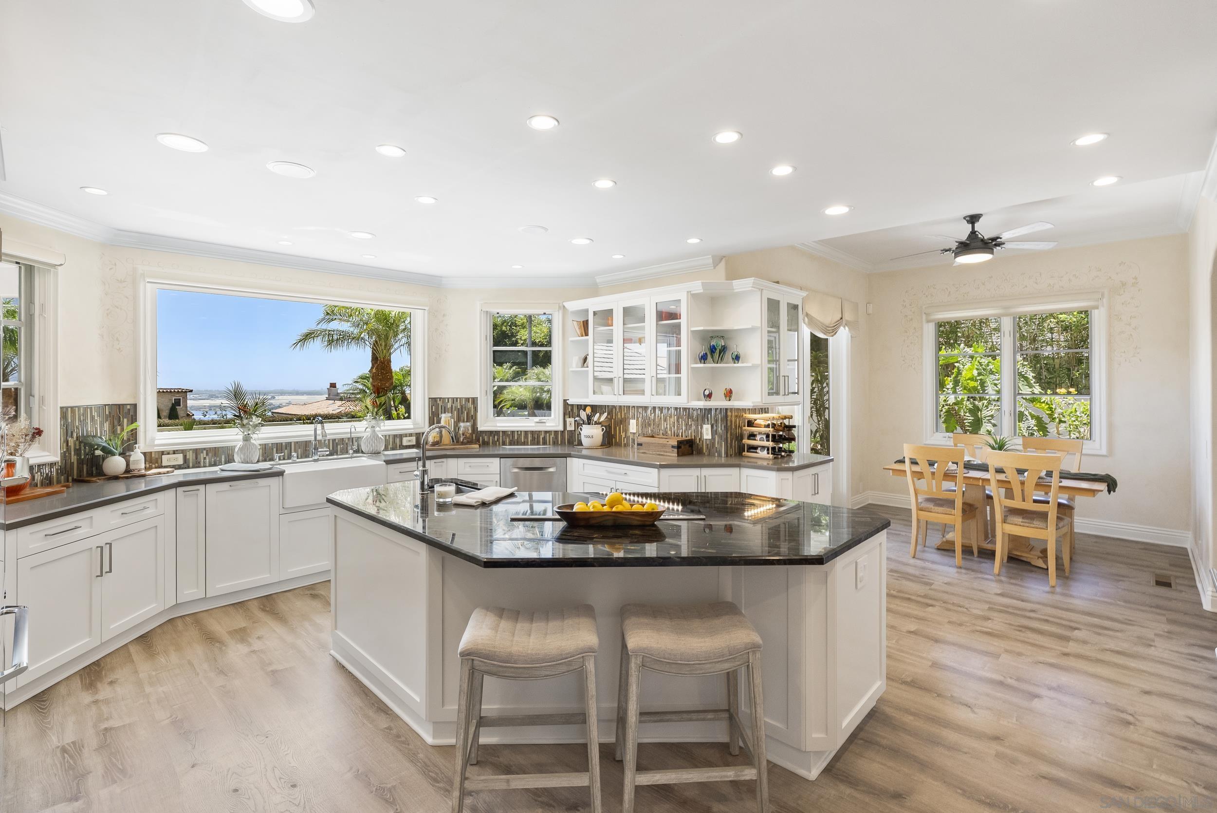 Detail Gallery Image 21 of 75 For 617  Gage Drive, San Diego,  CA 92106 - 5 Beds | 5/1 Baths