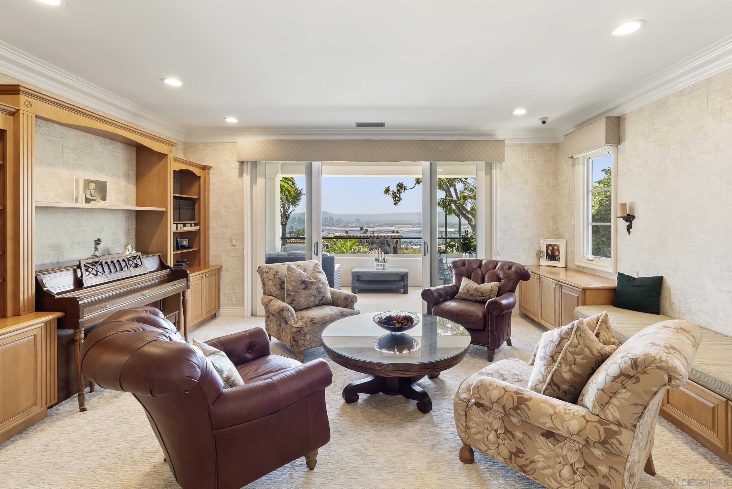 Detail Gallery Image 30 of 75 For 617  Gage Drive, San Diego,  CA 92106 - 5 Beds | 5/1 Baths