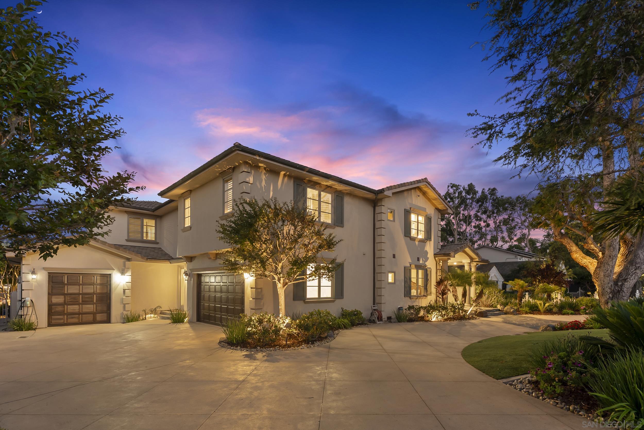 Detail Gallery Image 4 of 75 For 617  Gage Drive, San Diego,  CA 92106 - 5 Beds | 5/1 Baths