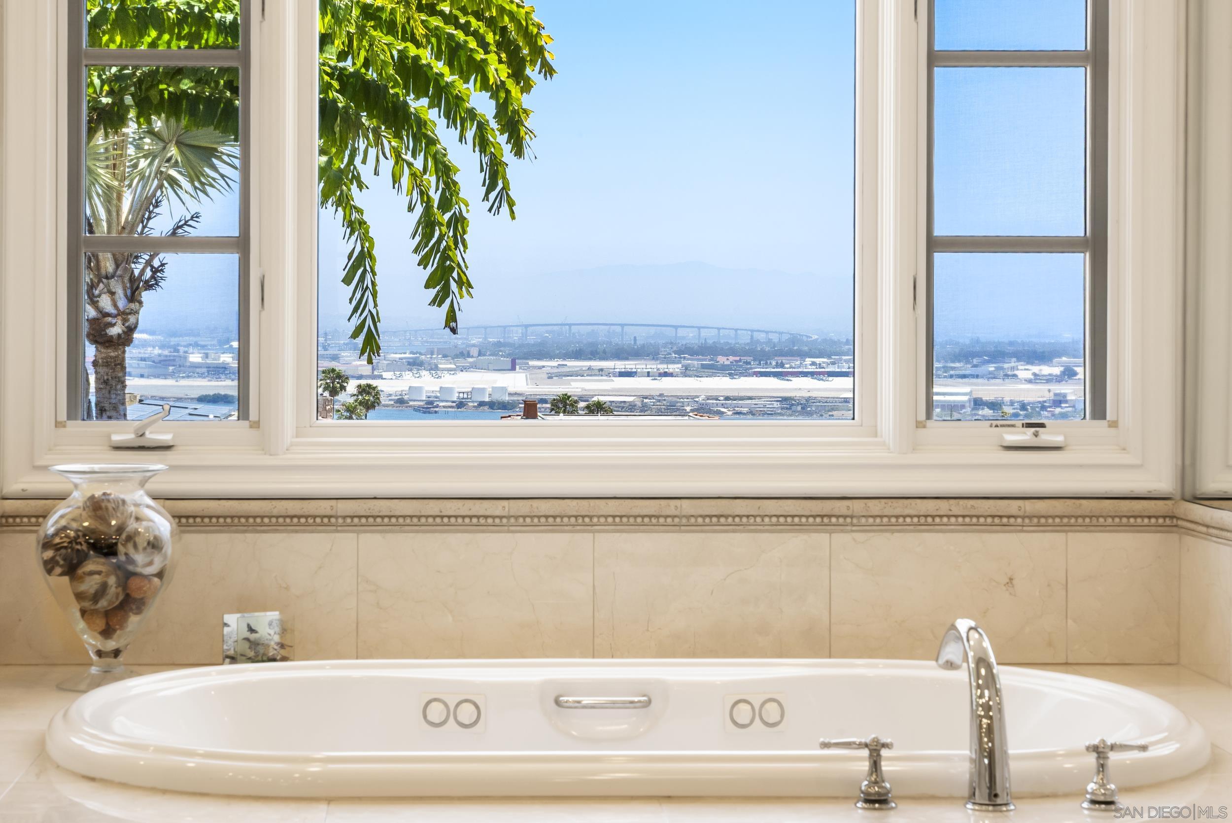 Detail Gallery Image 44 of 75 For 617  Gage Drive, San Diego,  CA 92106 - 5 Beds | 5/1 Baths