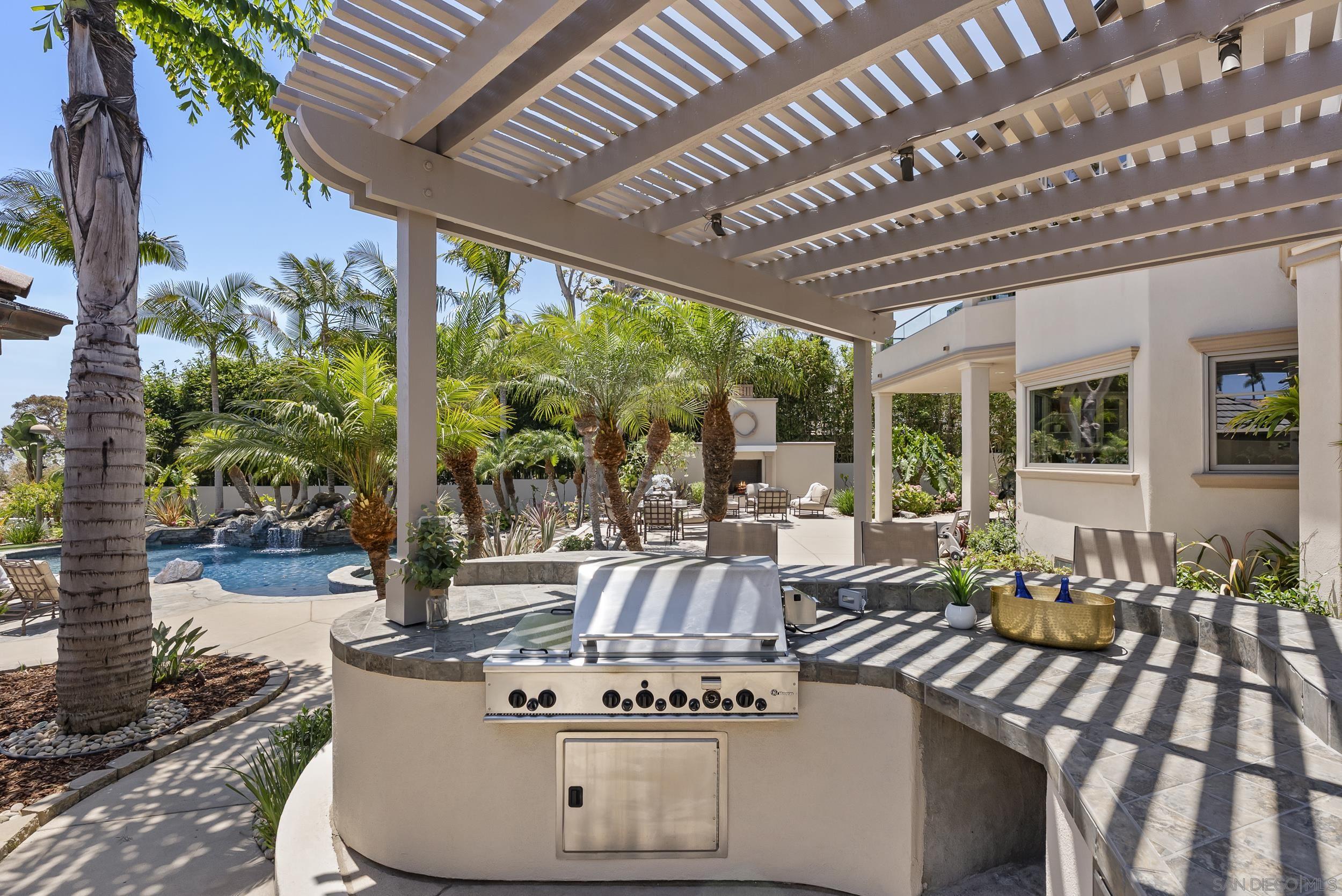 Detail Gallery Image 55 of 75 For 617  Gage Drive, San Diego,  CA 92106 - 5 Beds | 5/1 Baths