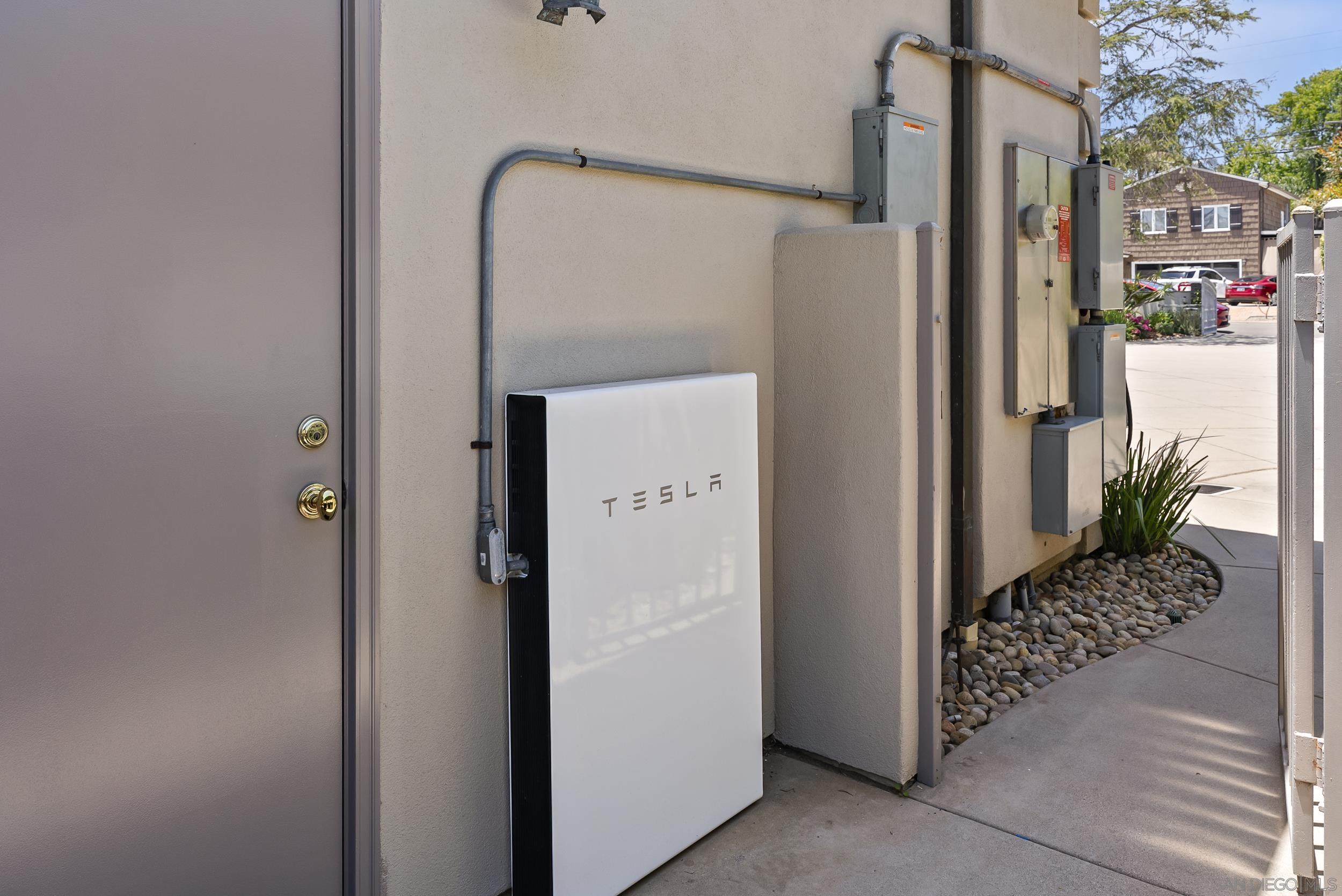 Detail Gallery Image 70 of 75 For 617  Gage Drive, San Diego,  CA 92106 - 5 Beds | 5/1 Baths