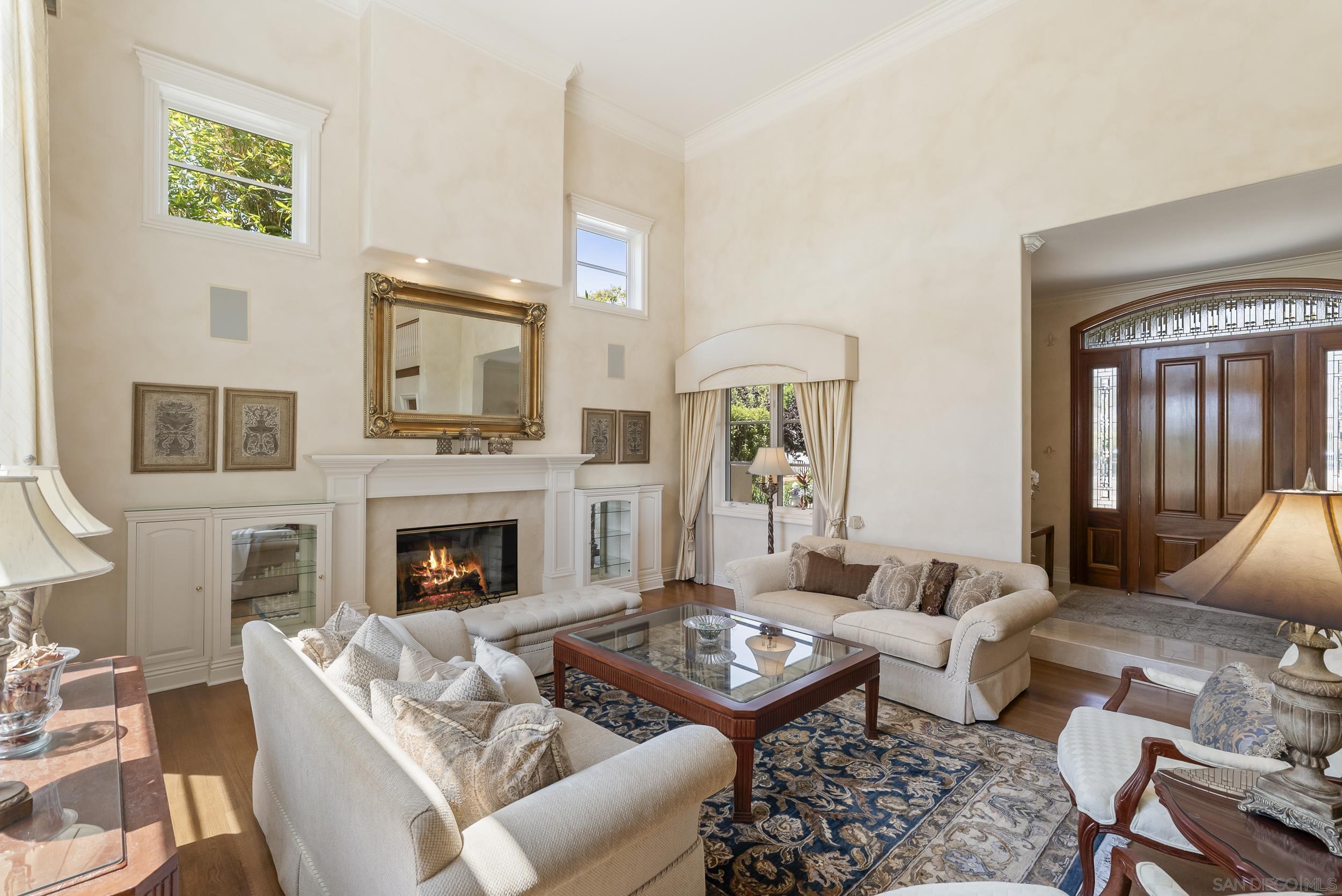 Detail Gallery Image 8 of 75 For 617  Gage Drive, San Diego,  CA 92106 - 5 Beds | 5/1 Baths