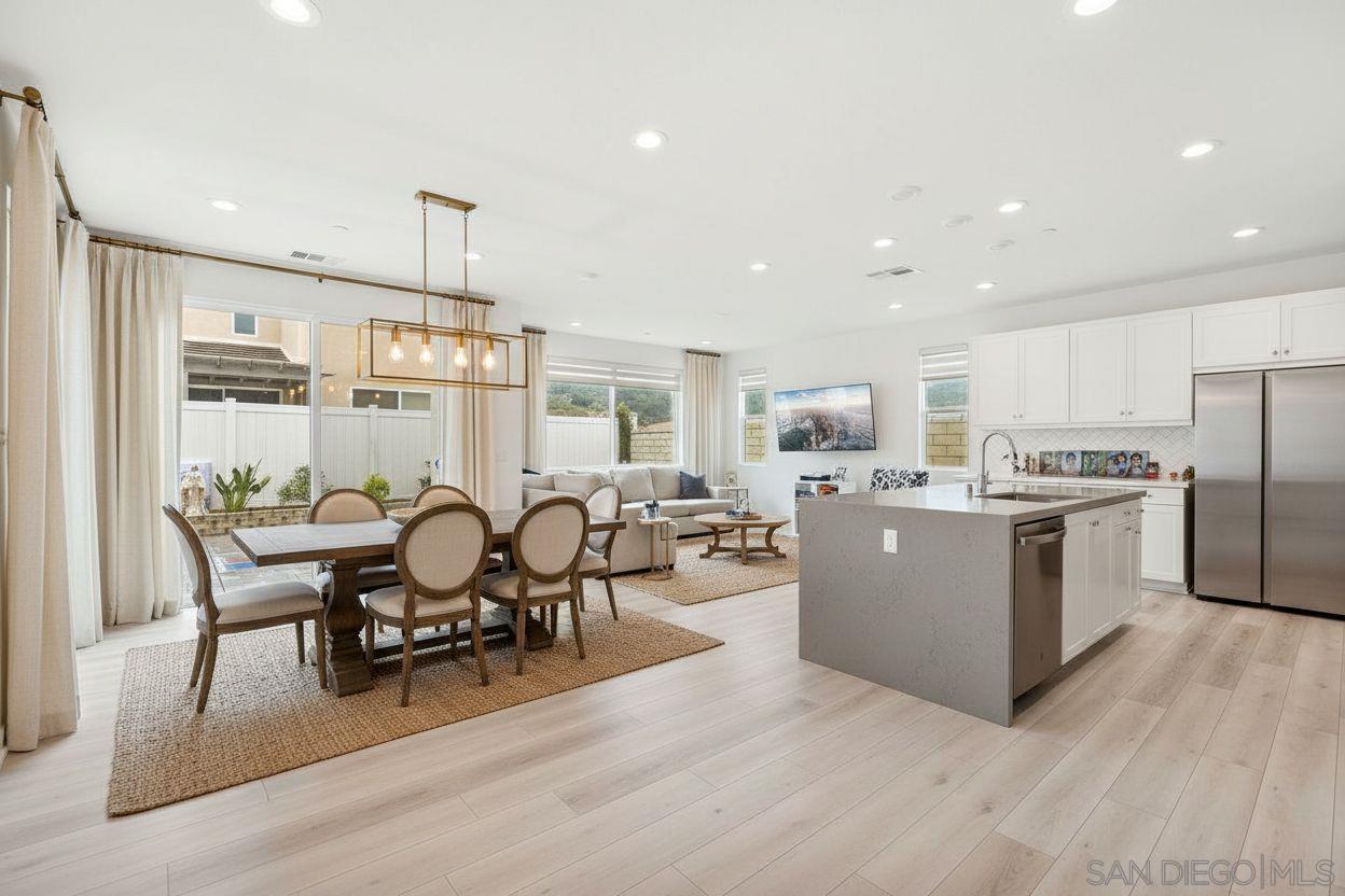 Front Image Thumbnail for SD2600602