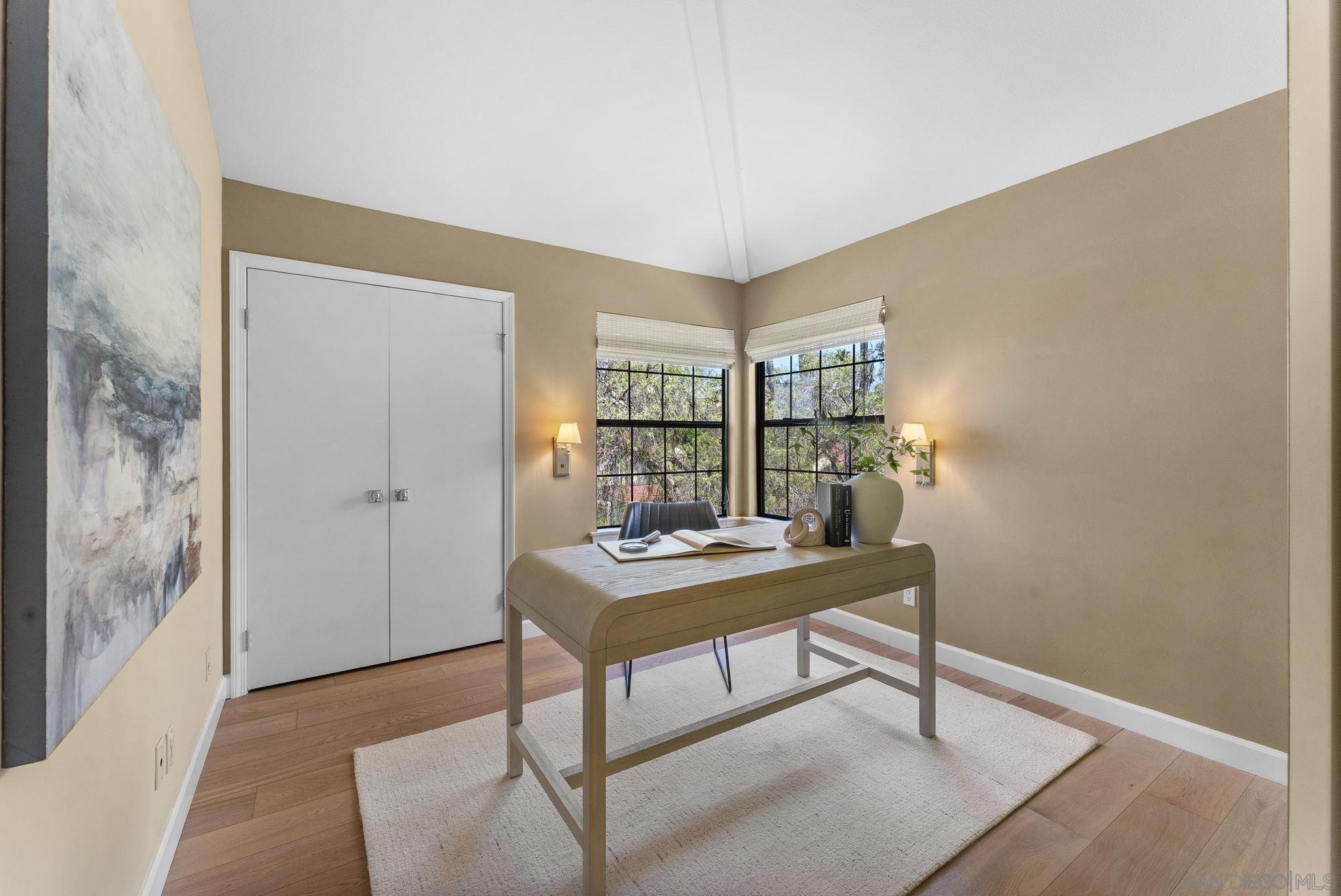 Detail Gallery Image 13 of 27 For 3127  Vista Rica, Carlsbad,  CA 92009 - 3 Beds | 2 Baths