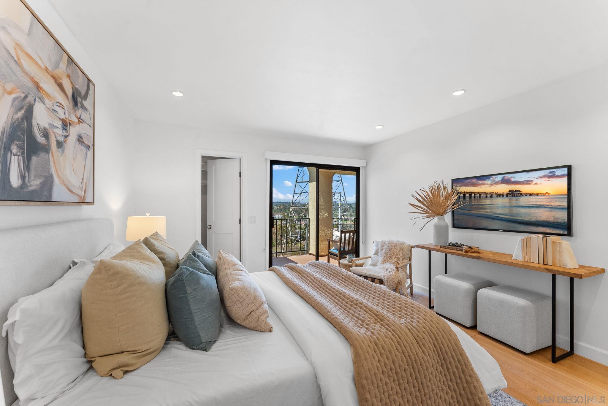 Detail Gallery Image 15 of 27 For 3127  Vista Rica, Carlsbad,  CA 92009 - 3 Beds | 2 Baths