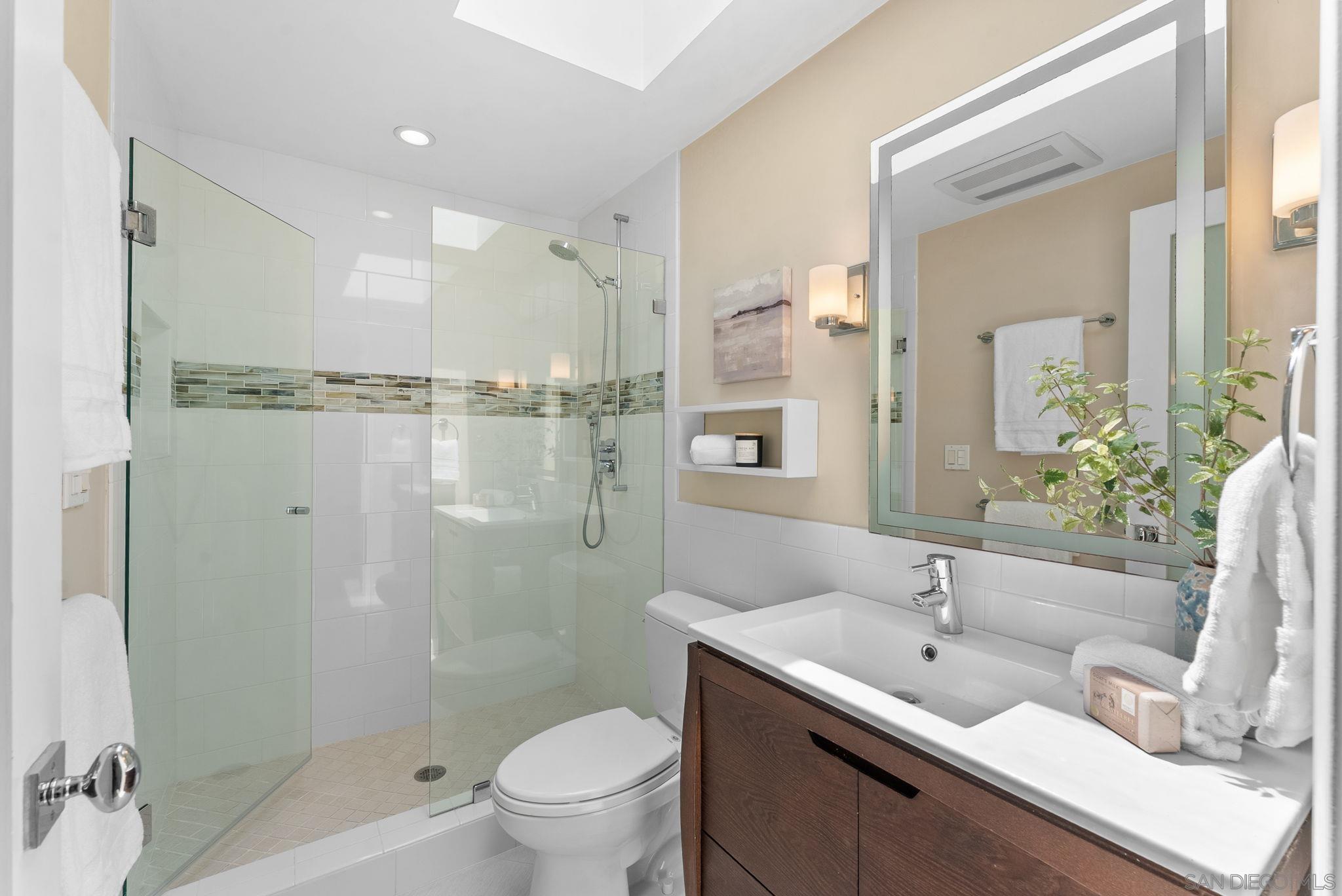 Detail Gallery Image 23 of 27 For 3127  Vista Rica, Carlsbad,  CA 92009 - 3 Beds | 2 Baths