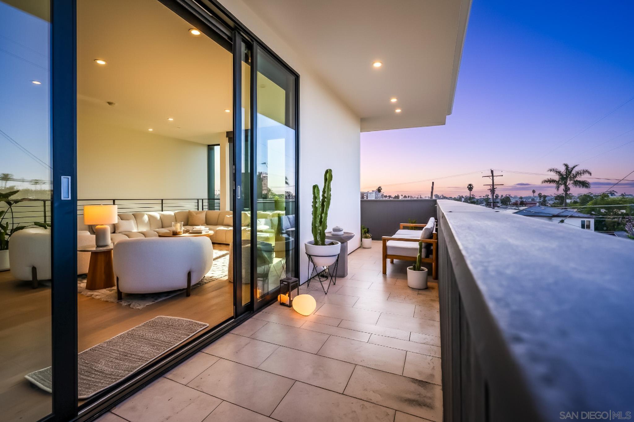 Detail Gallery Image 3 of 40 For 4114  Louisiana St, San Diego,  CA 92104 - 2 Beds | 2 Baths