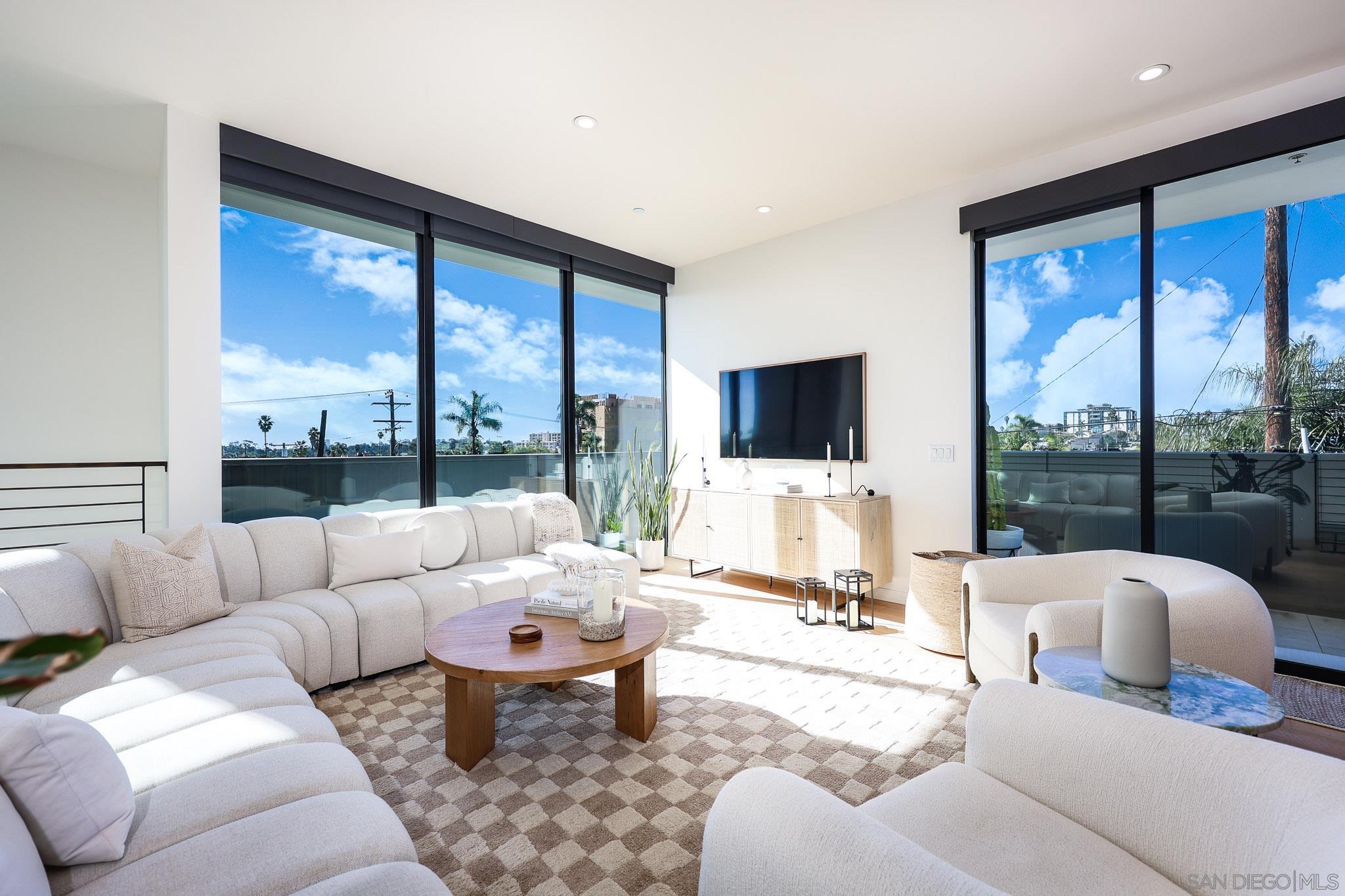 Detail Gallery Image 7 of 40 For 4114  Louisiana St, San Diego,  CA 92104 - 2 Beds | 2 Baths