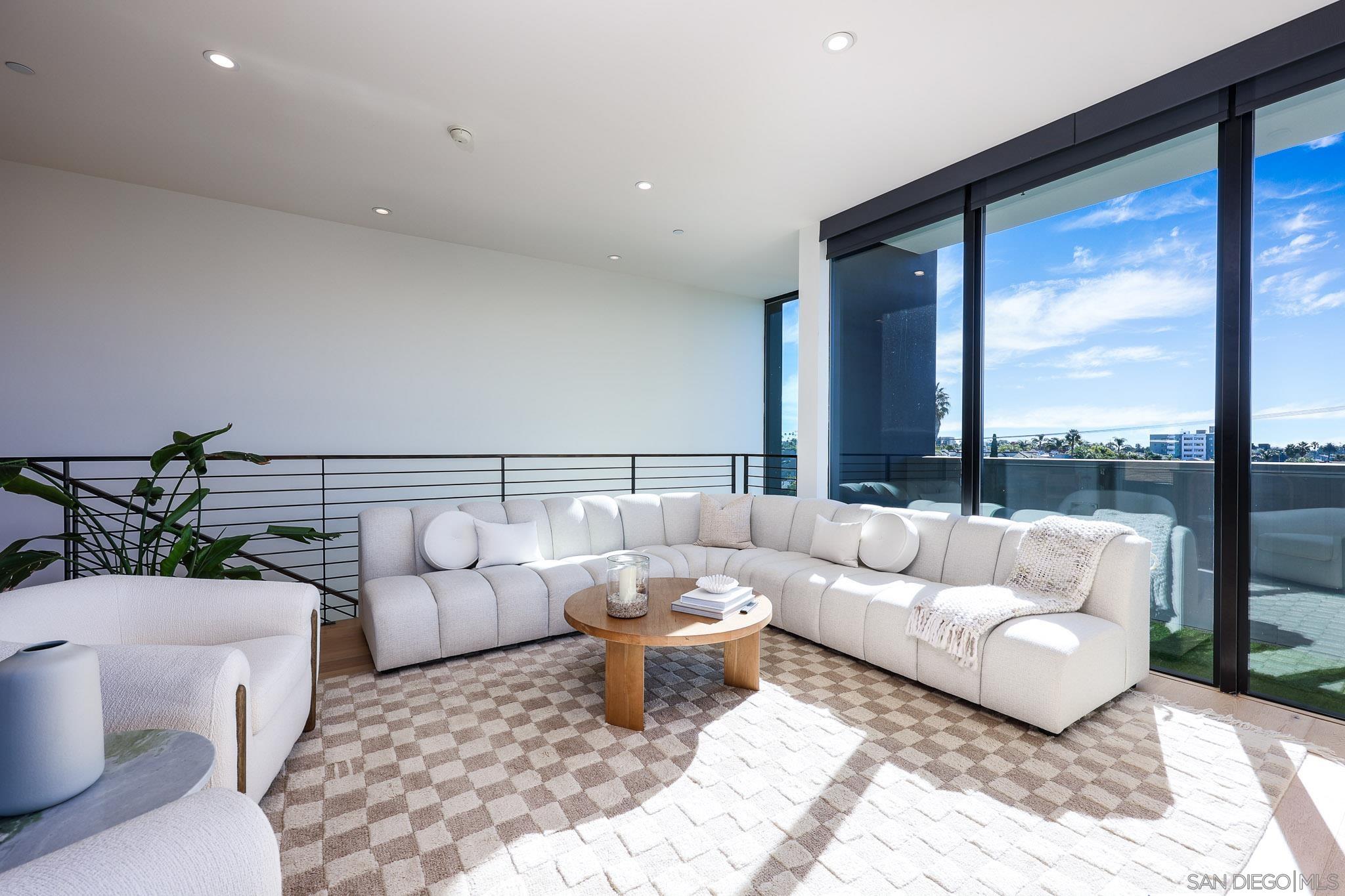 Detail Gallery Image 9 of 40 For 4114  Louisiana St, San Diego,  CA 92104 - 2 Beds | 2 Baths