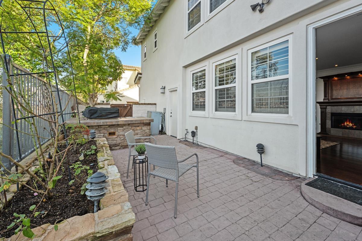 Detail Gallery Image 19 of 46 For 6096  Blue Dawn Trail, San Diego,  CA 92130 - 4 Beds | 2/1 Baths