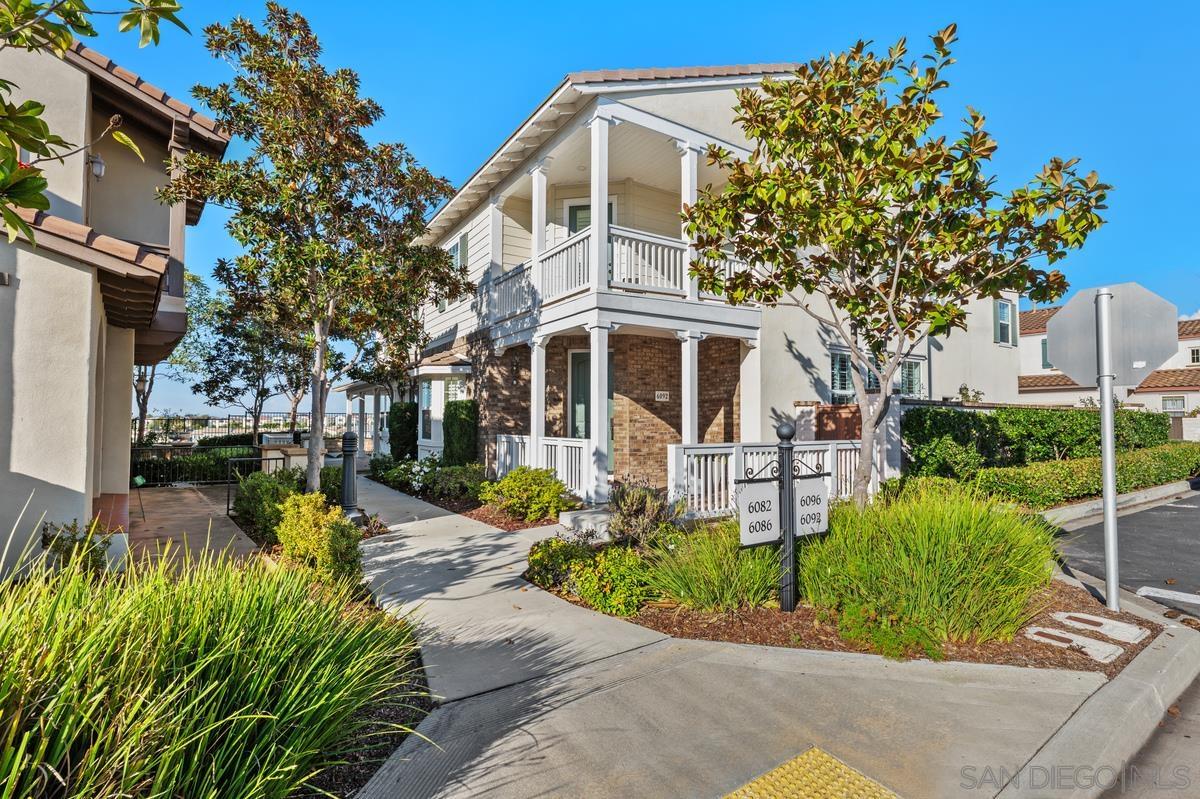 Detail Gallery Image 3 of 46 For 6096  Blue Dawn Trail, San Diego,  CA 92130 - 4 Beds | 2/1 Baths