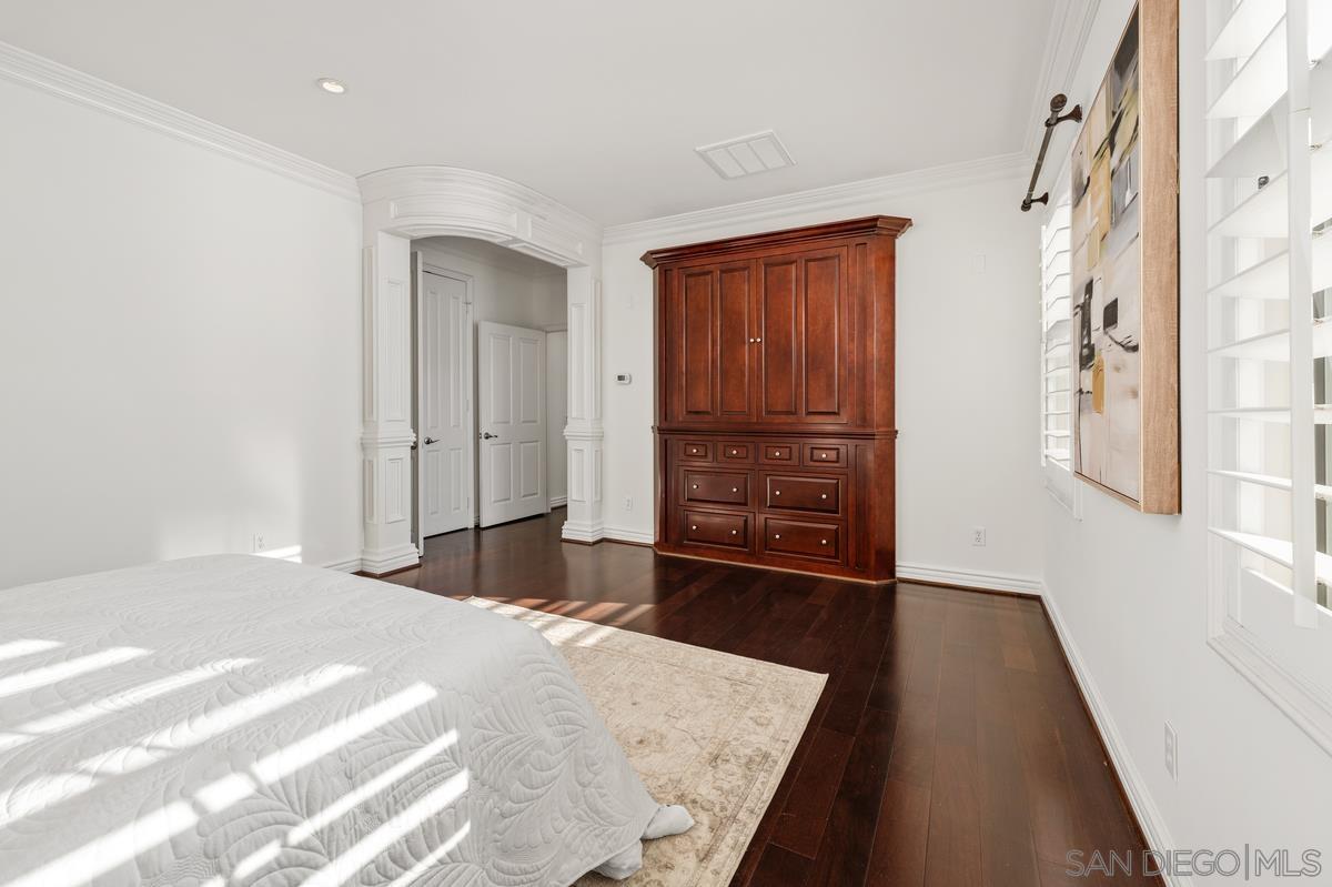 Detail Gallery Image 26 of 46 For 6096  Blue Dawn Trail, San Diego,  CA 92130 - 4 Beds | 2/1 Baths