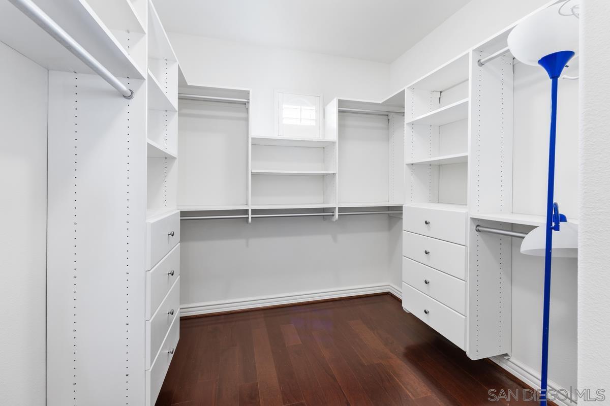 Detail Gallery Image 28 of 46 For 6096  Blue Dawn Trail, San Diego,  CA 92130 - 4 Beds | 2/1 Baths